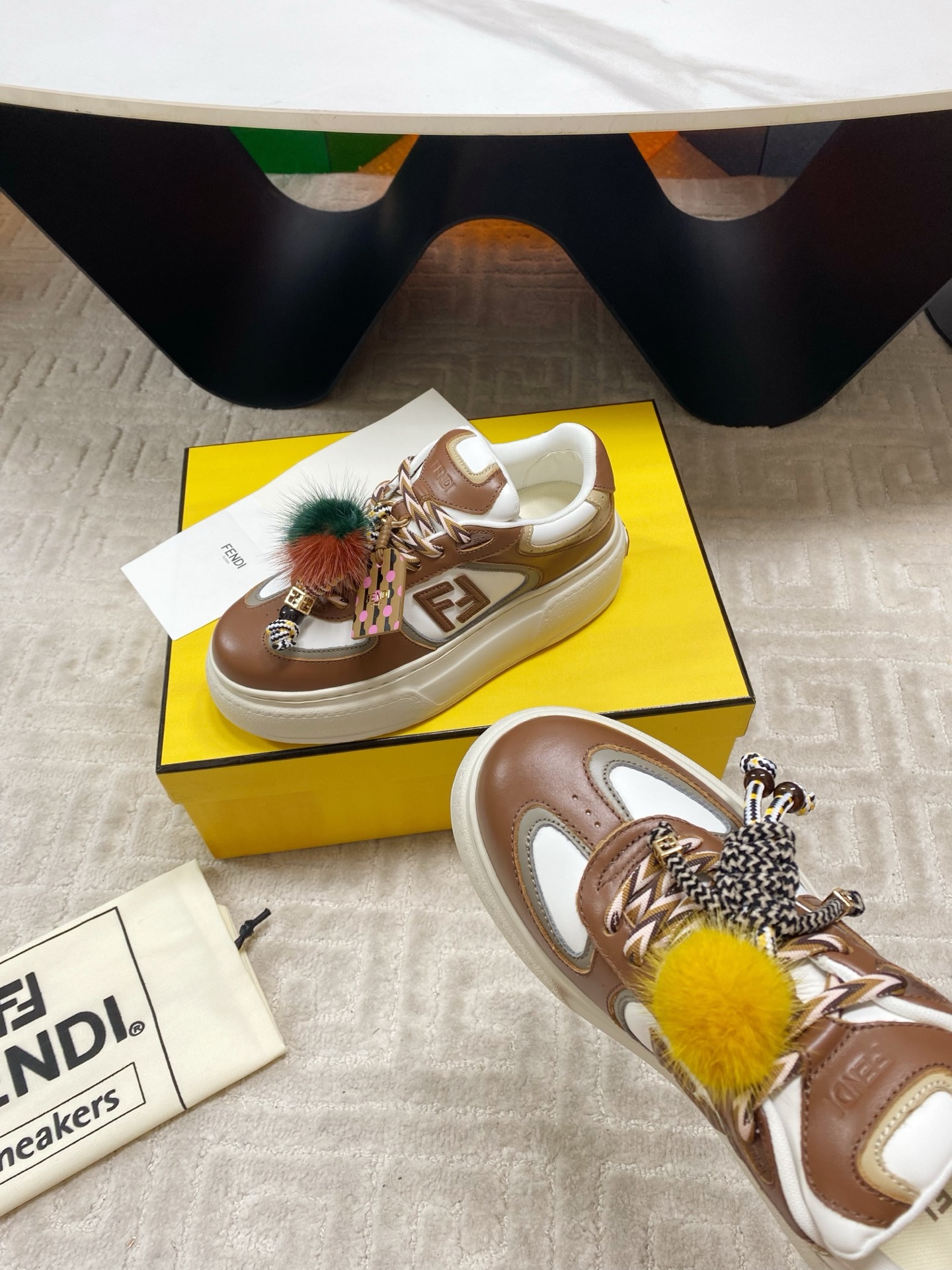 “Fendi FD Match Falcon Sneakers 205: New Skin Fusion Design for Women 35-39” - 图片 5