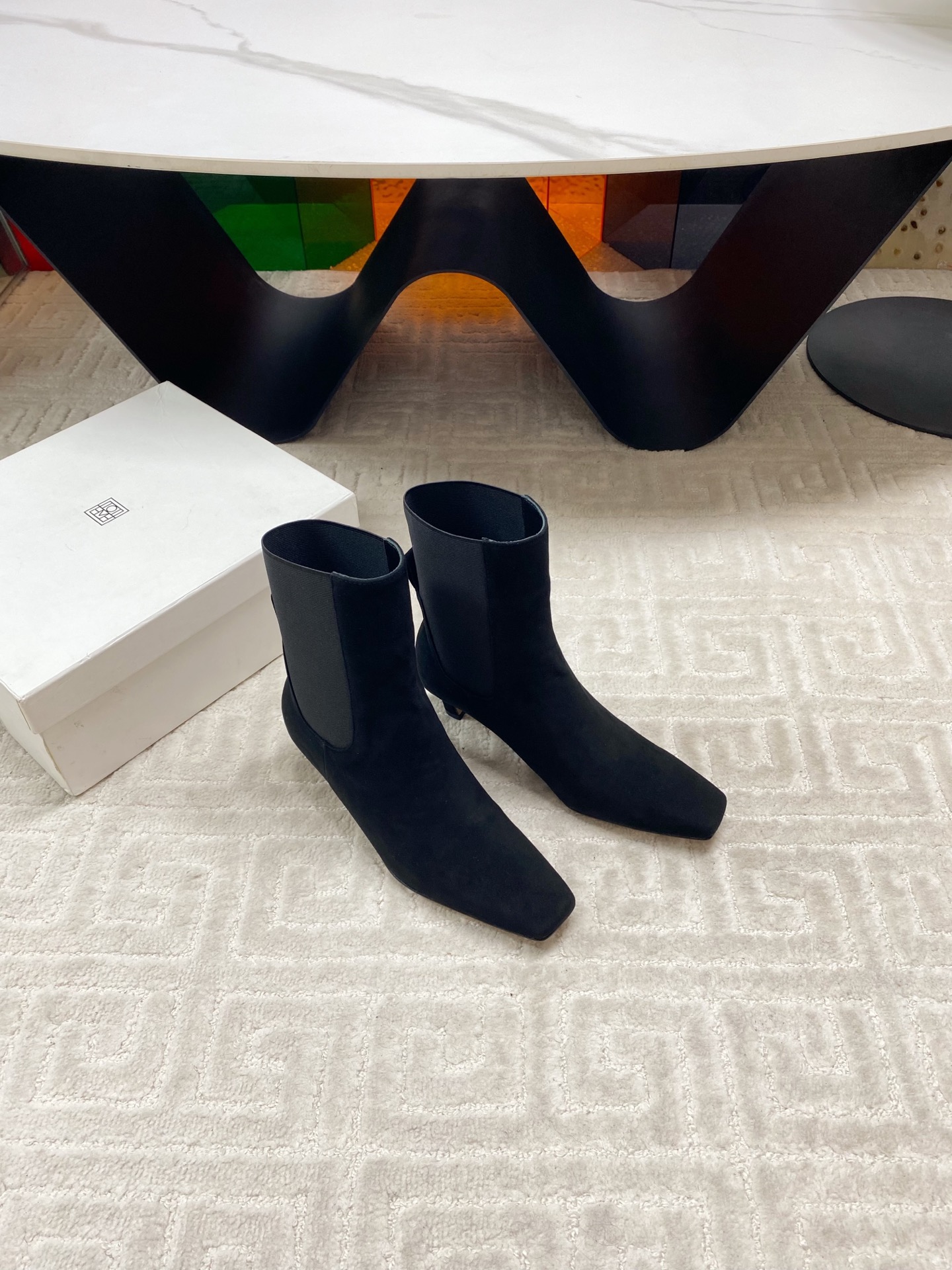 “Toteme Stylish Low-Key Boots in Oxen-Skin and Kyoyo Fabric, Code 35-39”
