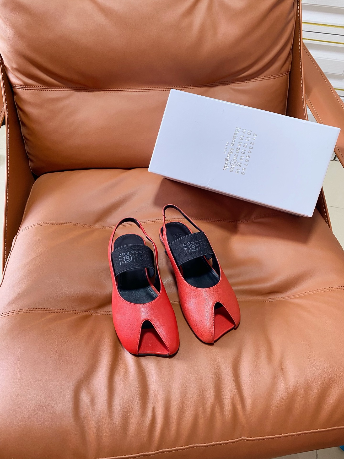 NO:875205,MaisonMargiela ｜mm6 Margiela Sandals Independent split-toe shoes, apple-shaped round toe design 35-41 (40, 41, custom-made, sandals, masion margiela, masion margiela, sandals19860909MaisonMargiela ｜mm6马吉拉凉鞋 独立行特的分趾鞋,苹果型圆头设计 35-41（40,41,订做,凉鞋,masion margiela,masion margiela,sandals,Women's Shoes
