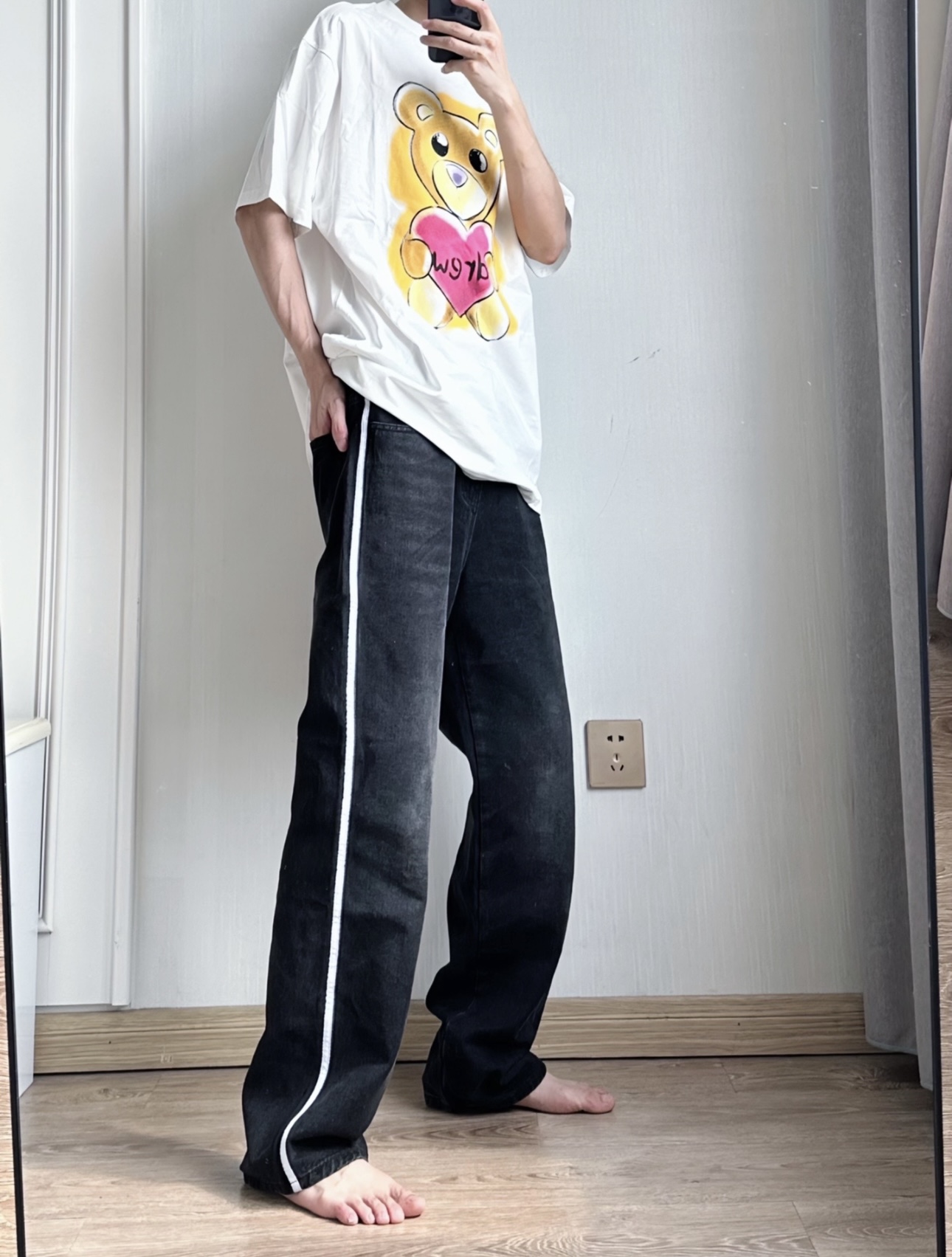 💰121 YH#Y31 Dr Love Bear Smiley Letter T Colour: Picture colour Number of codes: S-XL - 图片 6