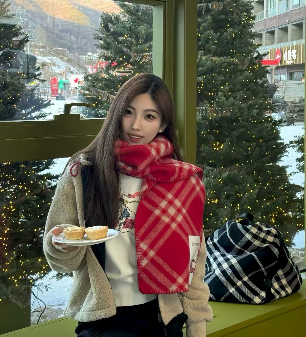 香奈儿 Chanel 传世高定桑蚕丝丝巾围巾 #4989DF2A 2