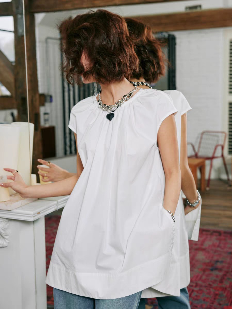 High-Quality Women’s Suit and French Cotton Shirts with Unique Design Offered.