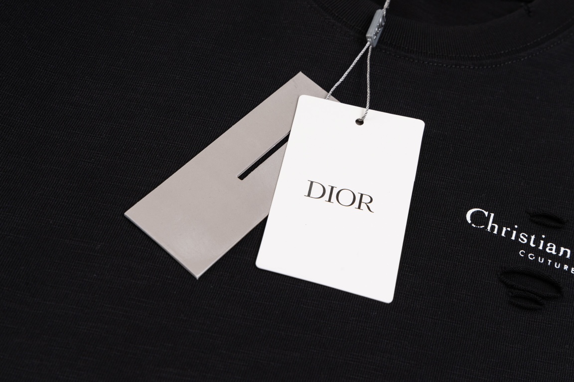 Dior DIOR迪奥 2024ss 破洞烧花效果前面字母印花短袖T恤