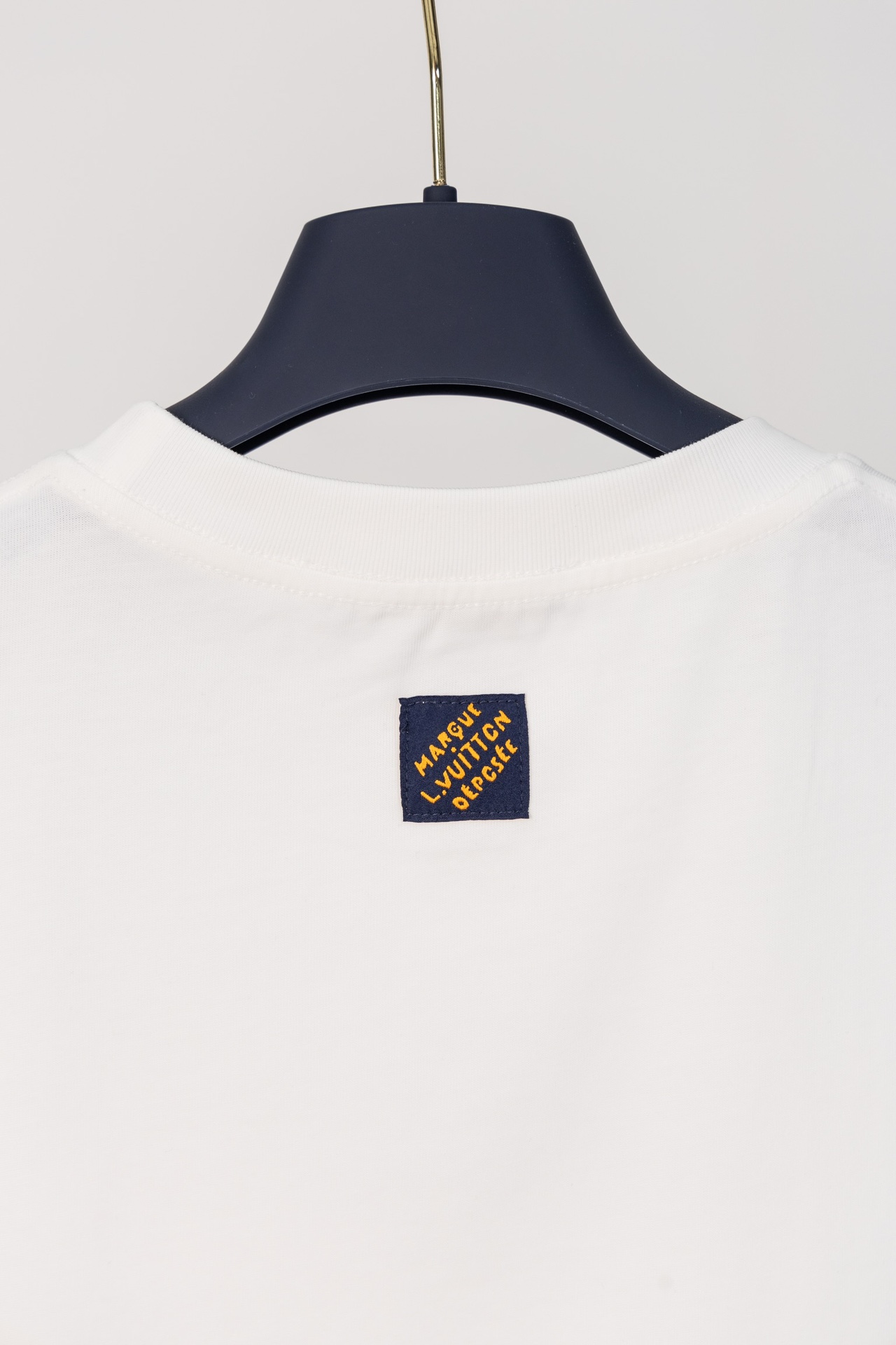 LOUIS VUITTON  T恤服装,lv,包 8