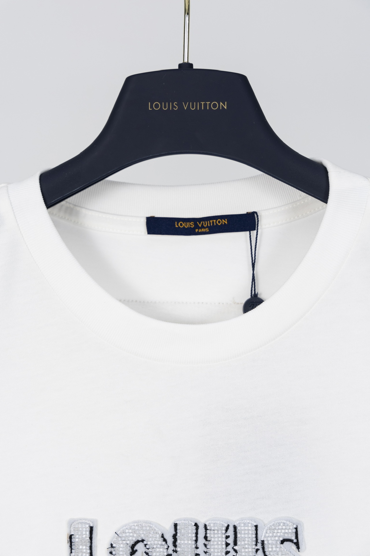 LOUIS VUITTON  T恤服装,lv,包 9