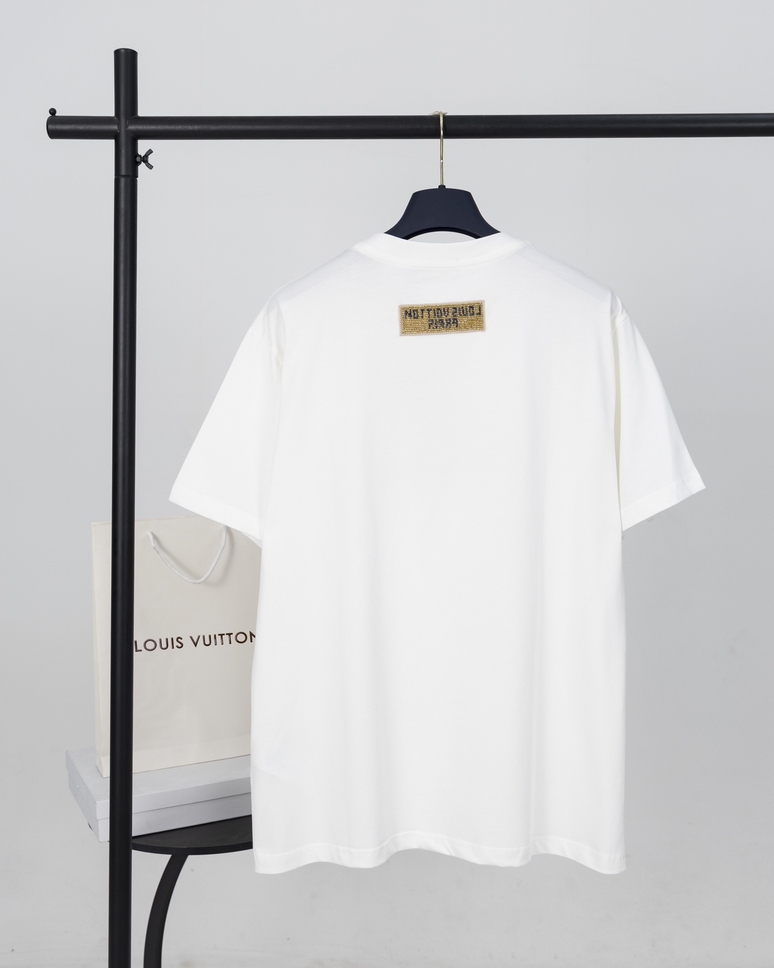 LOUIS VUITTON  T恤服装,lv,包 2