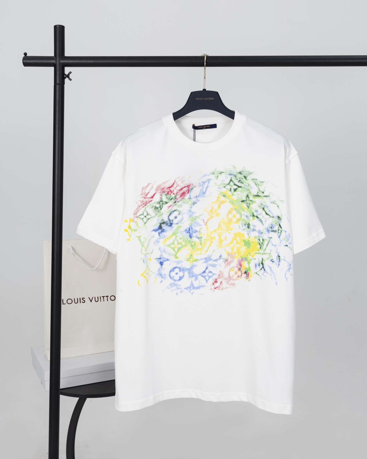 【顶级版本.官网品质】
LOUIS VUITTON*路易威登
LV  彩色蜡笔...