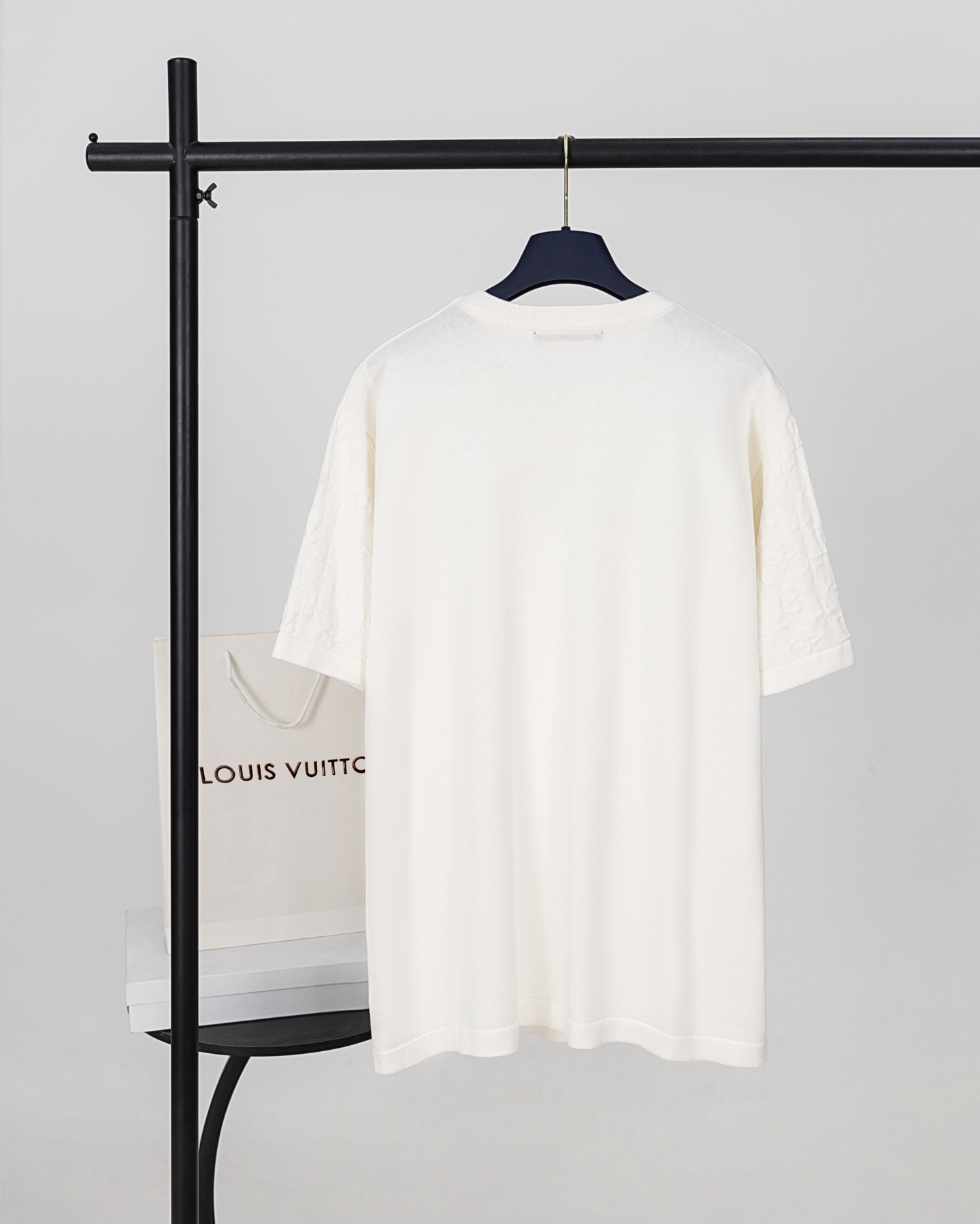 LOUIS VUITTON  T恤服装,lv,包 2