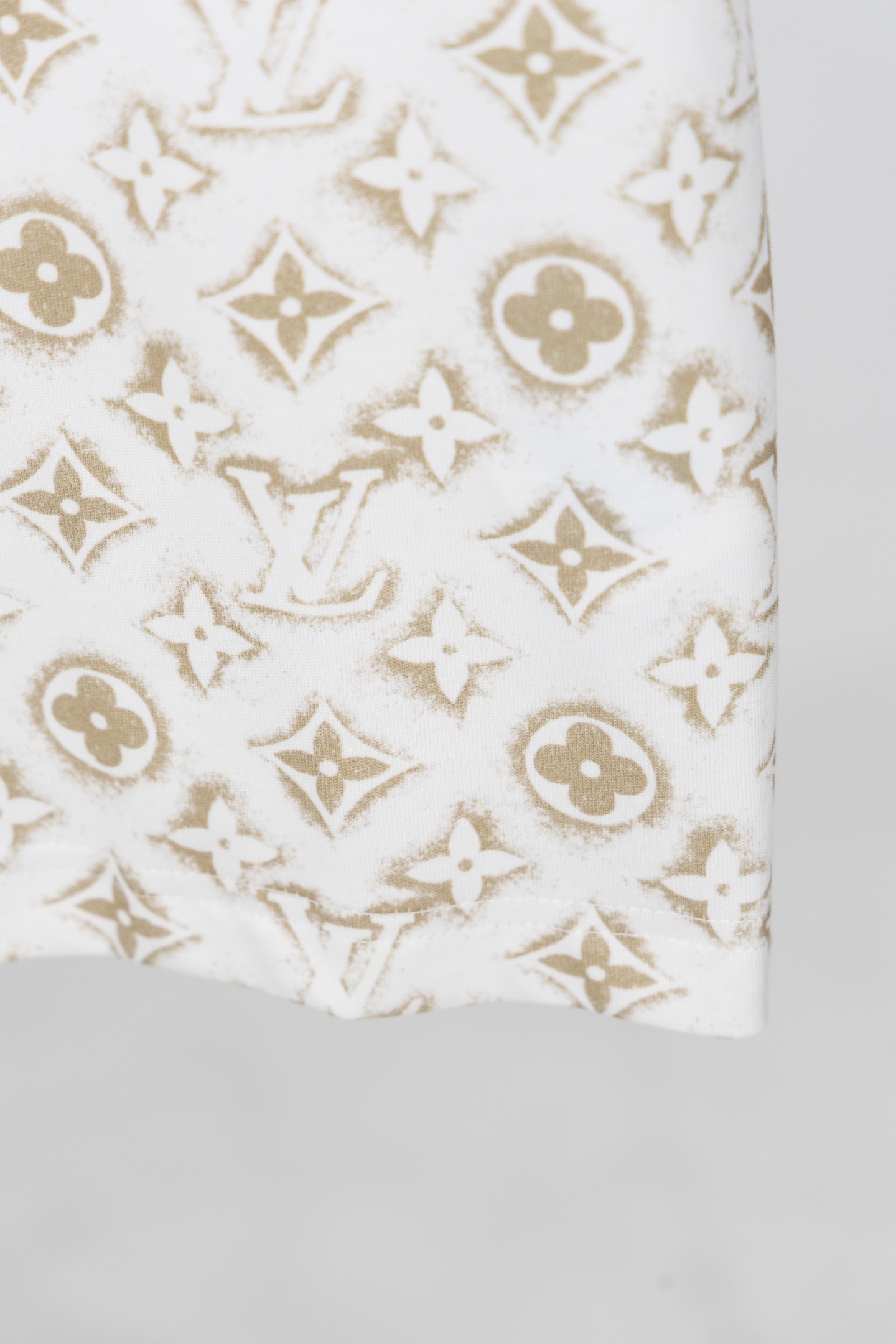 LOUIS VUITTON  T恤服装,lv,包 6