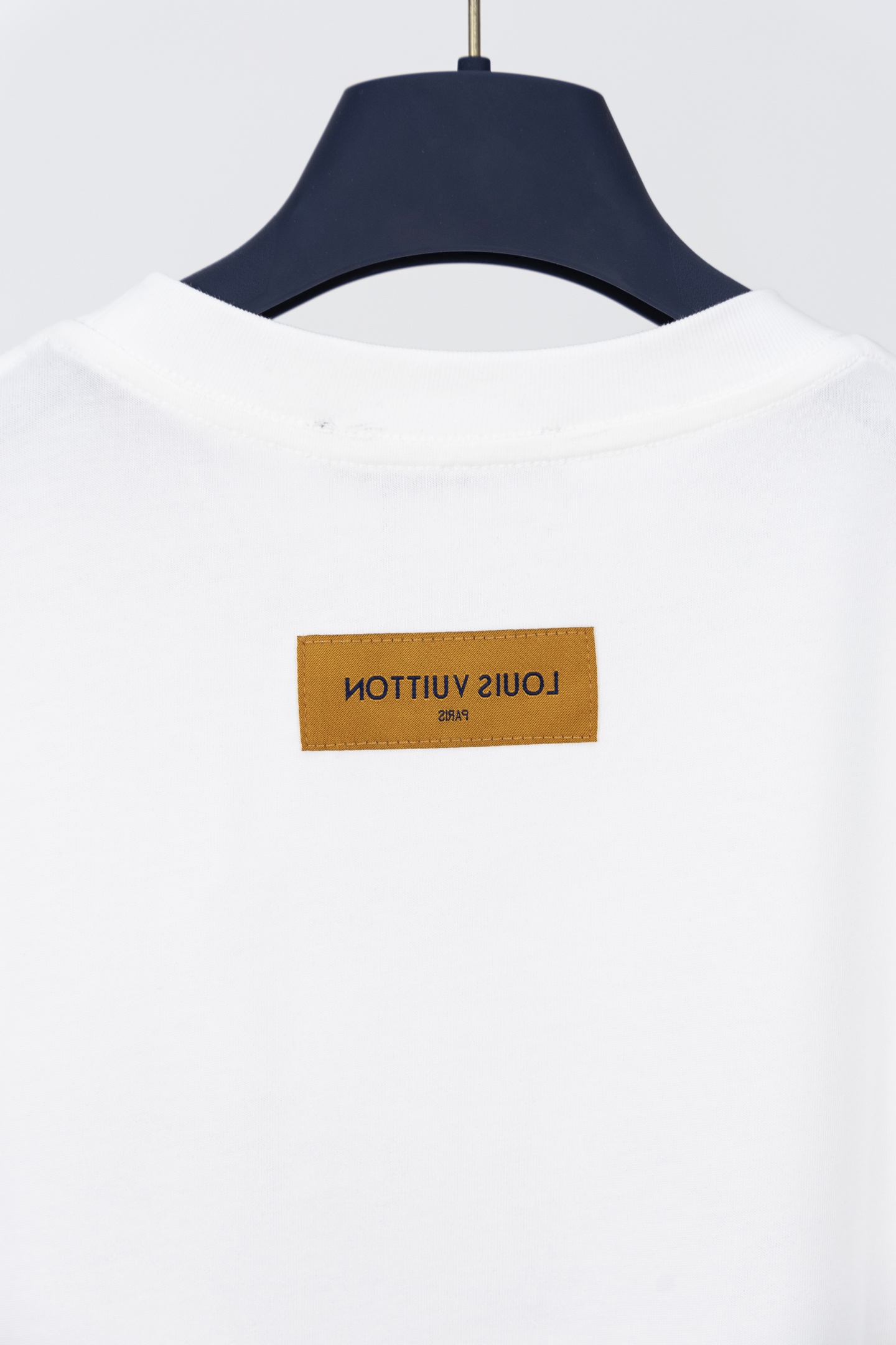 LOUIS VUITTON 1854 短袖T恤服装,lv,包 8