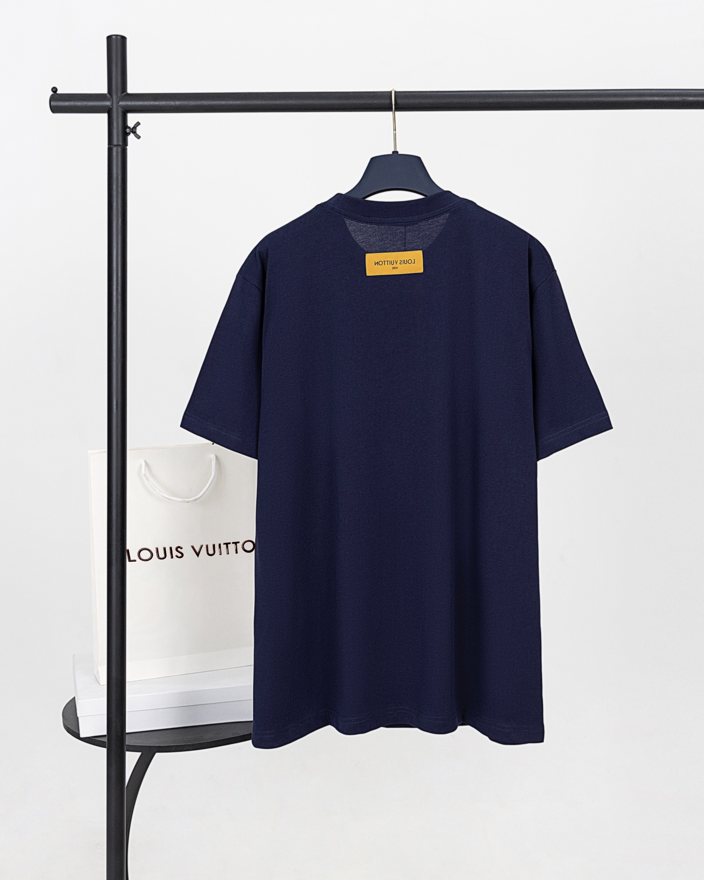 LOUIS VUITTON  T恤服装,lv,包 2