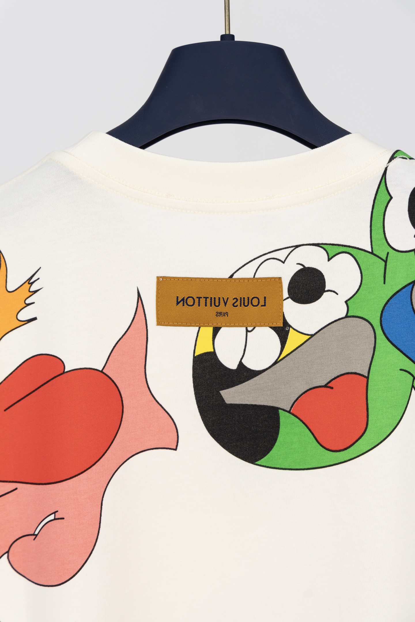 LOUIS VUITTON  T恤服装,lv,包 7