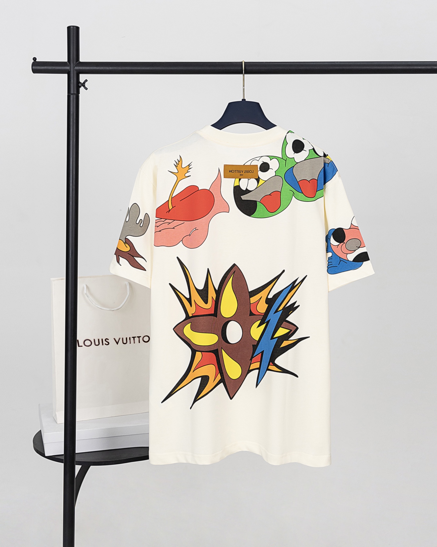 LOUIS VUITTON  T恤服装,lv,包 2