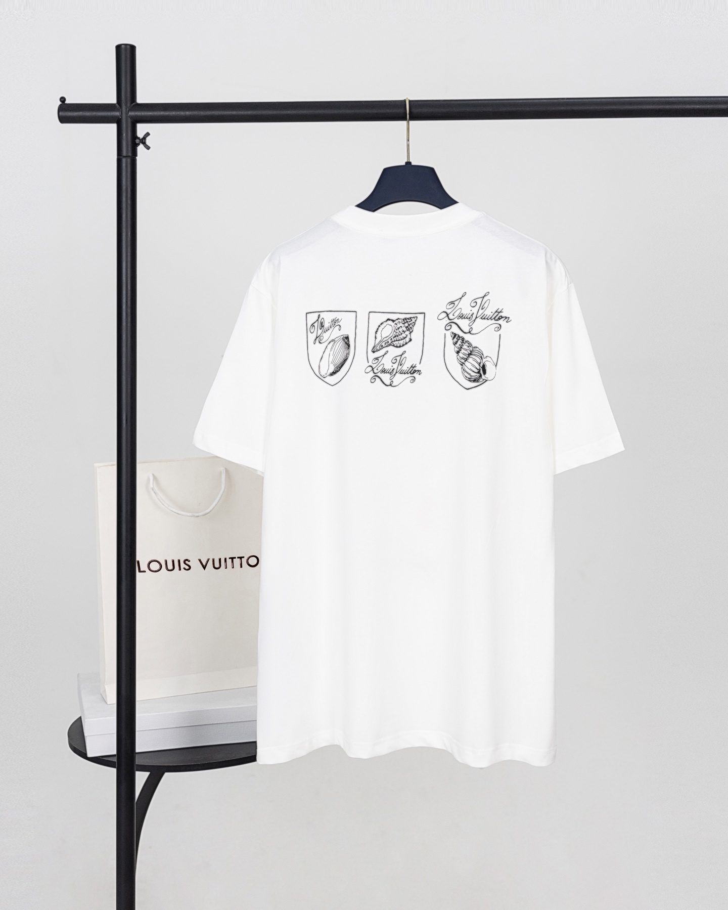 LOUIS VUITTON  T恤服装,lv,包 2