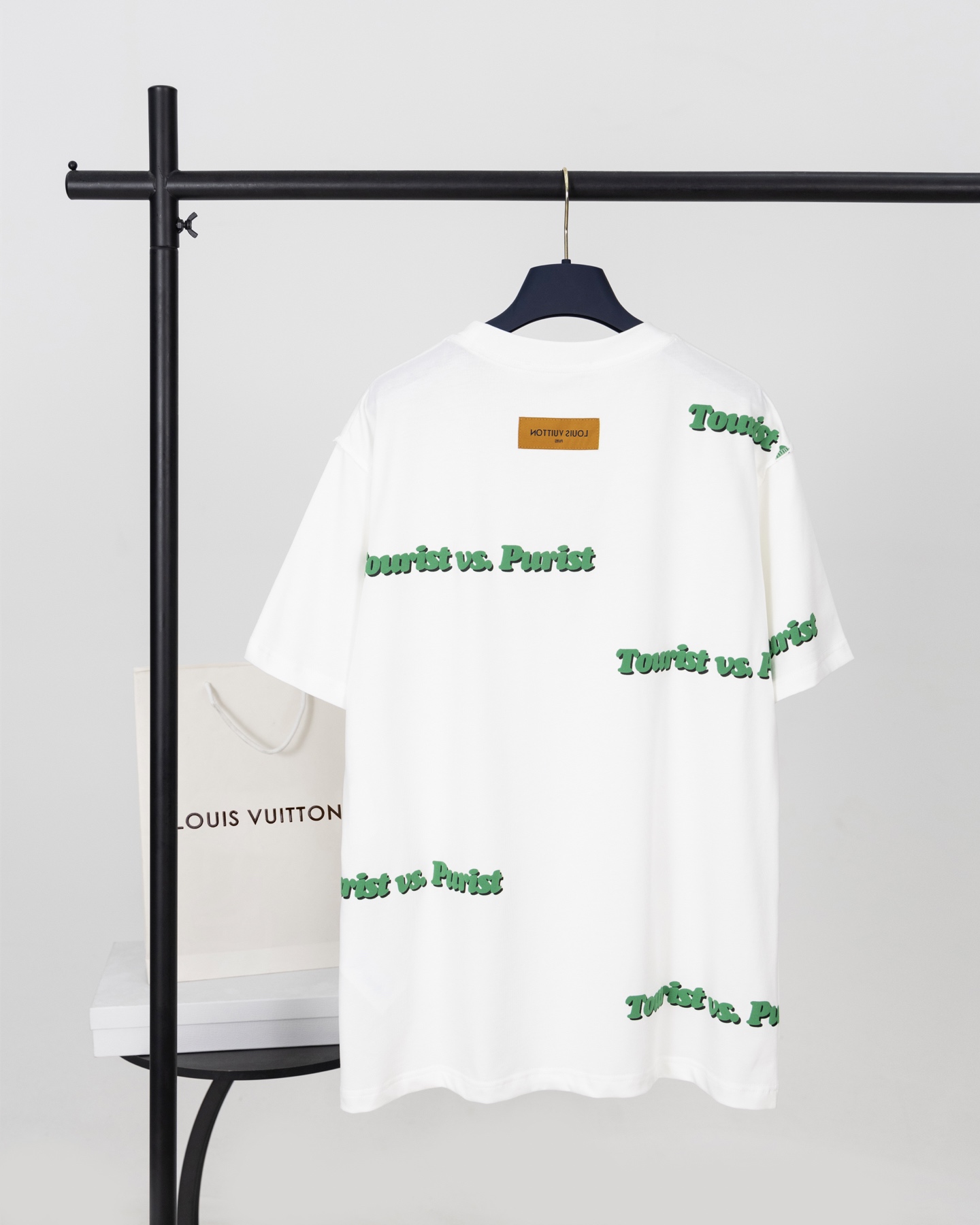 LOUIS VUITTON  T恤服装,lv,包 2