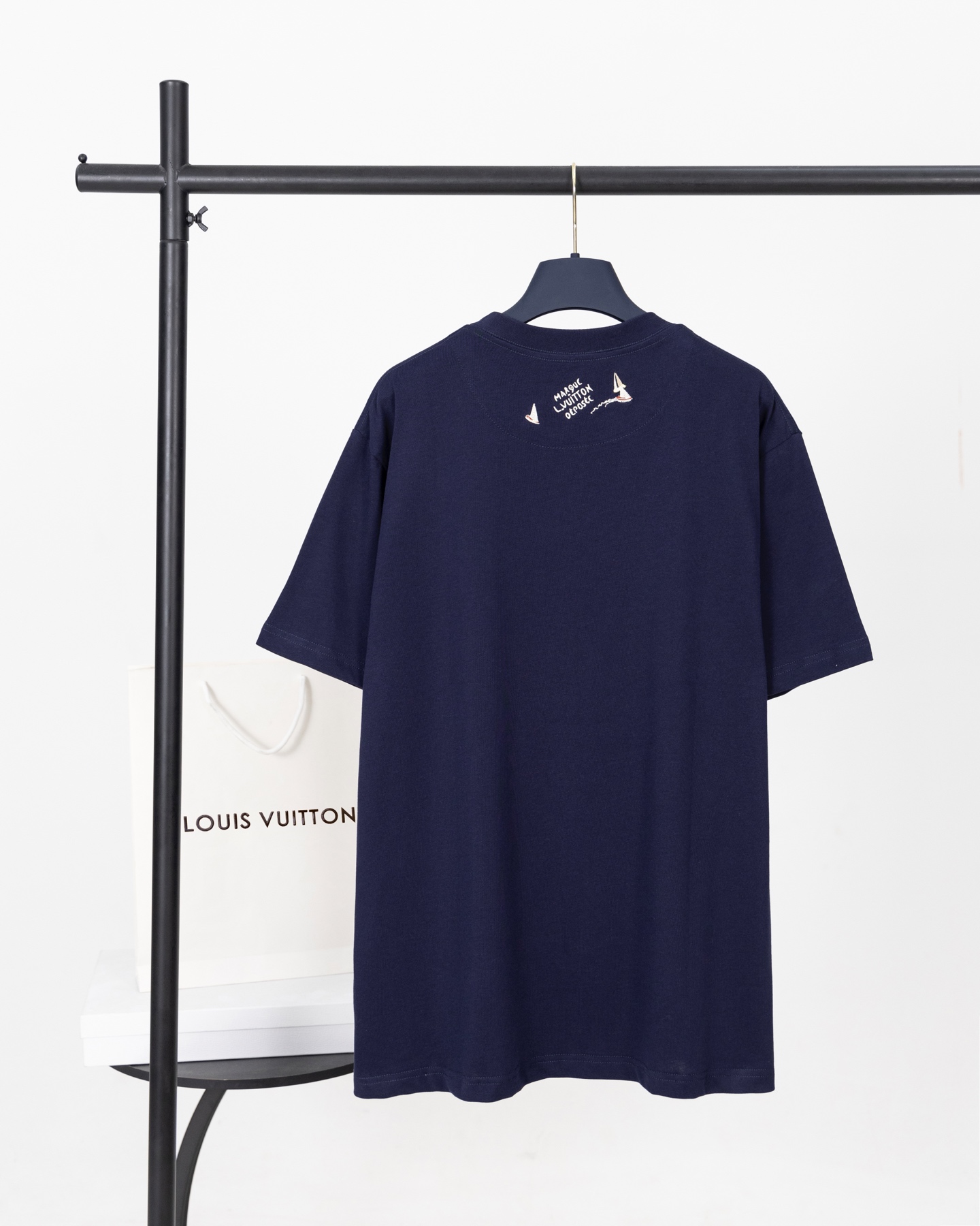 LOUIS VUITTON  T恤服装,lv,包 2