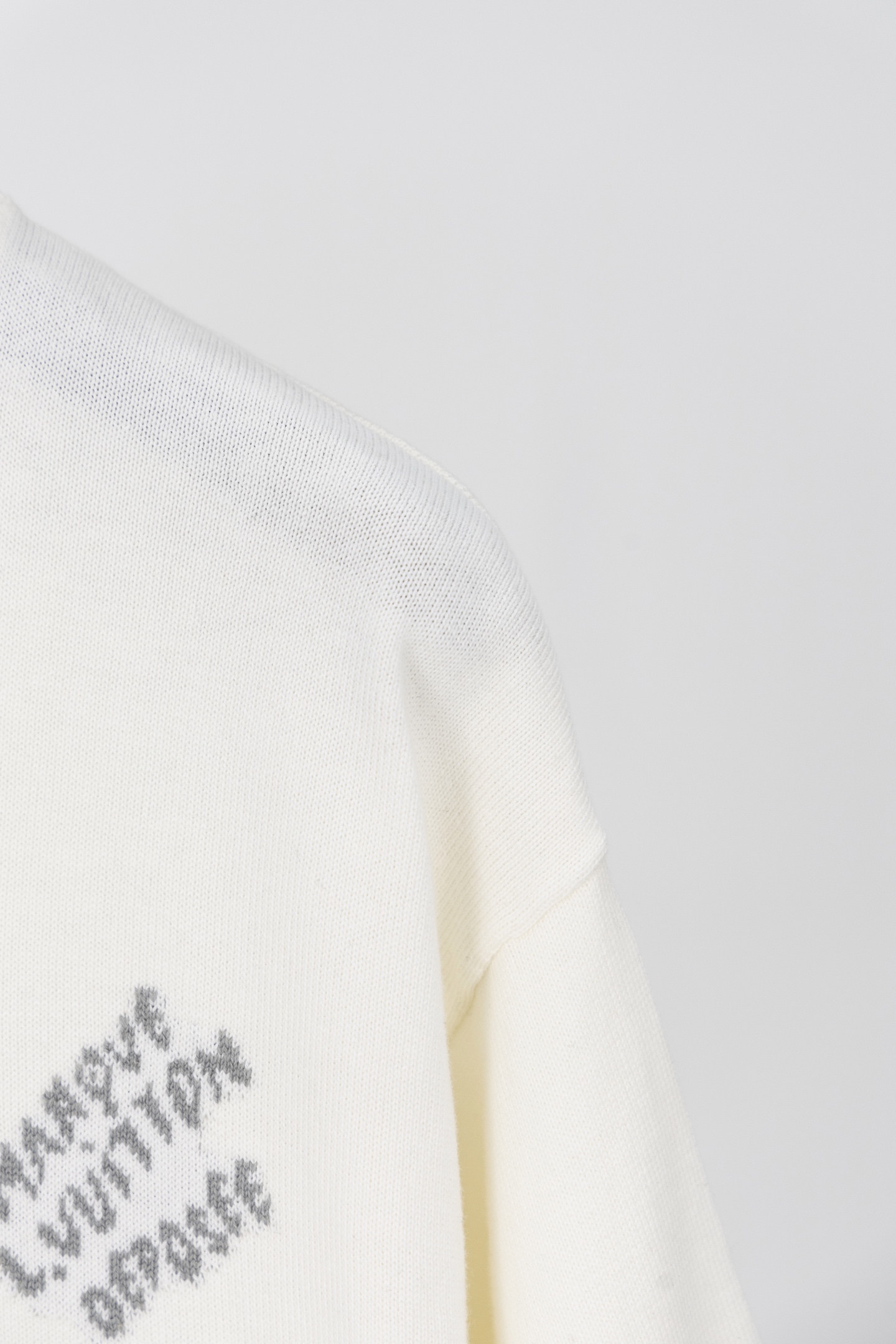 LOUIS VUITTON  T恤服装,lv,包 9