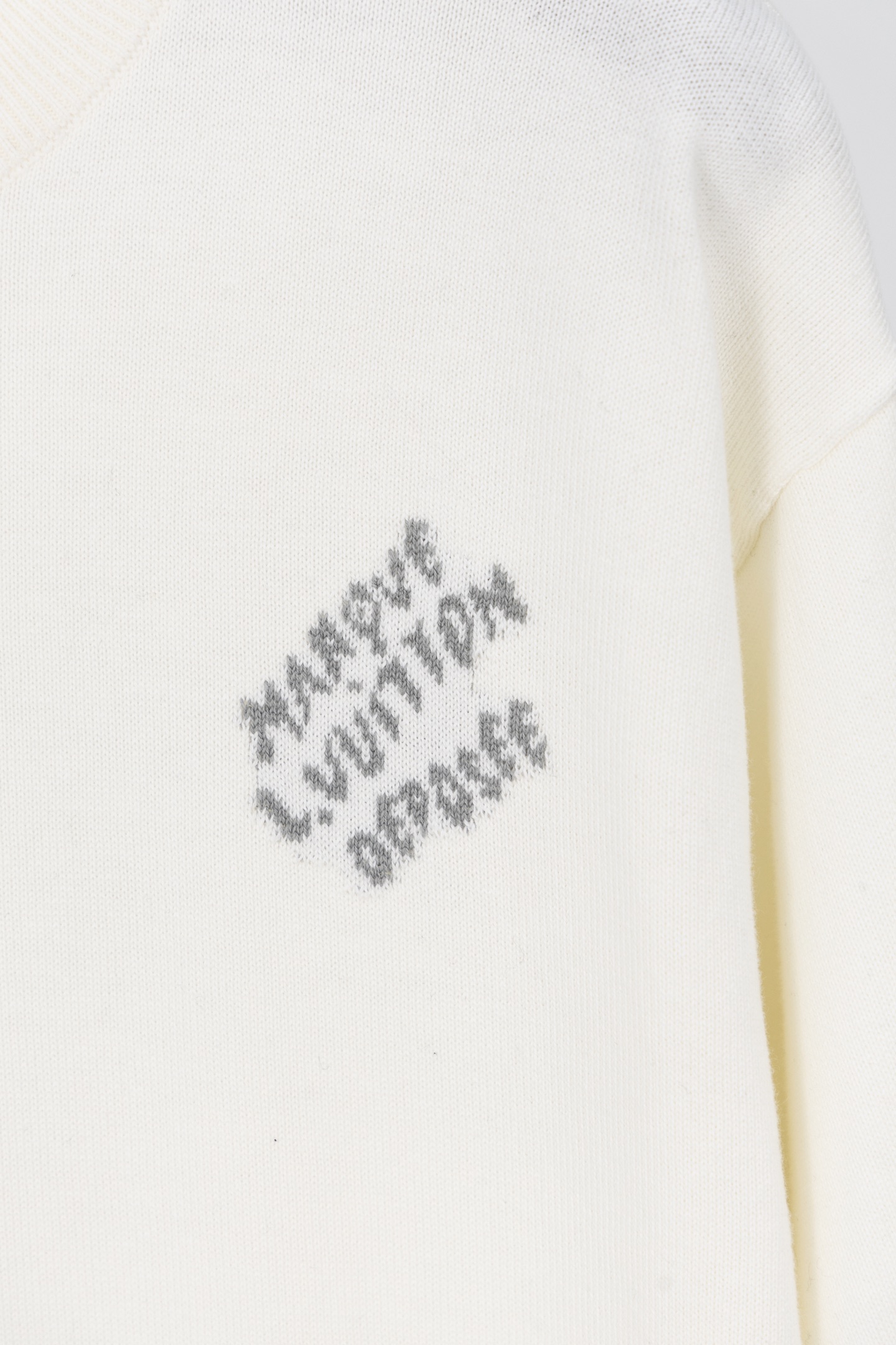 LOUIS VUITTON  T恤服装,lv,包 3