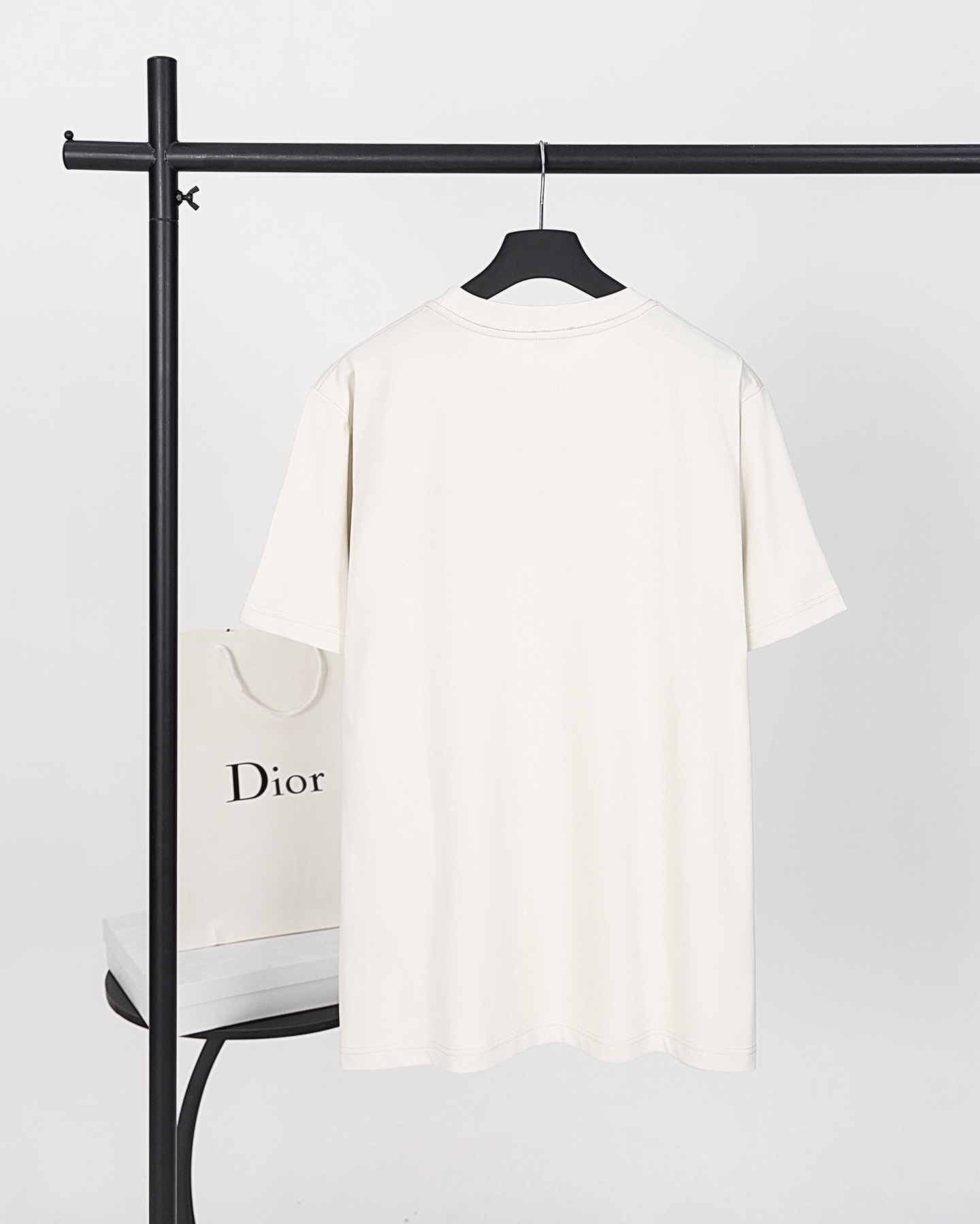 Dior DIOR迪奥 25新款渐变字母印花短袖T恤