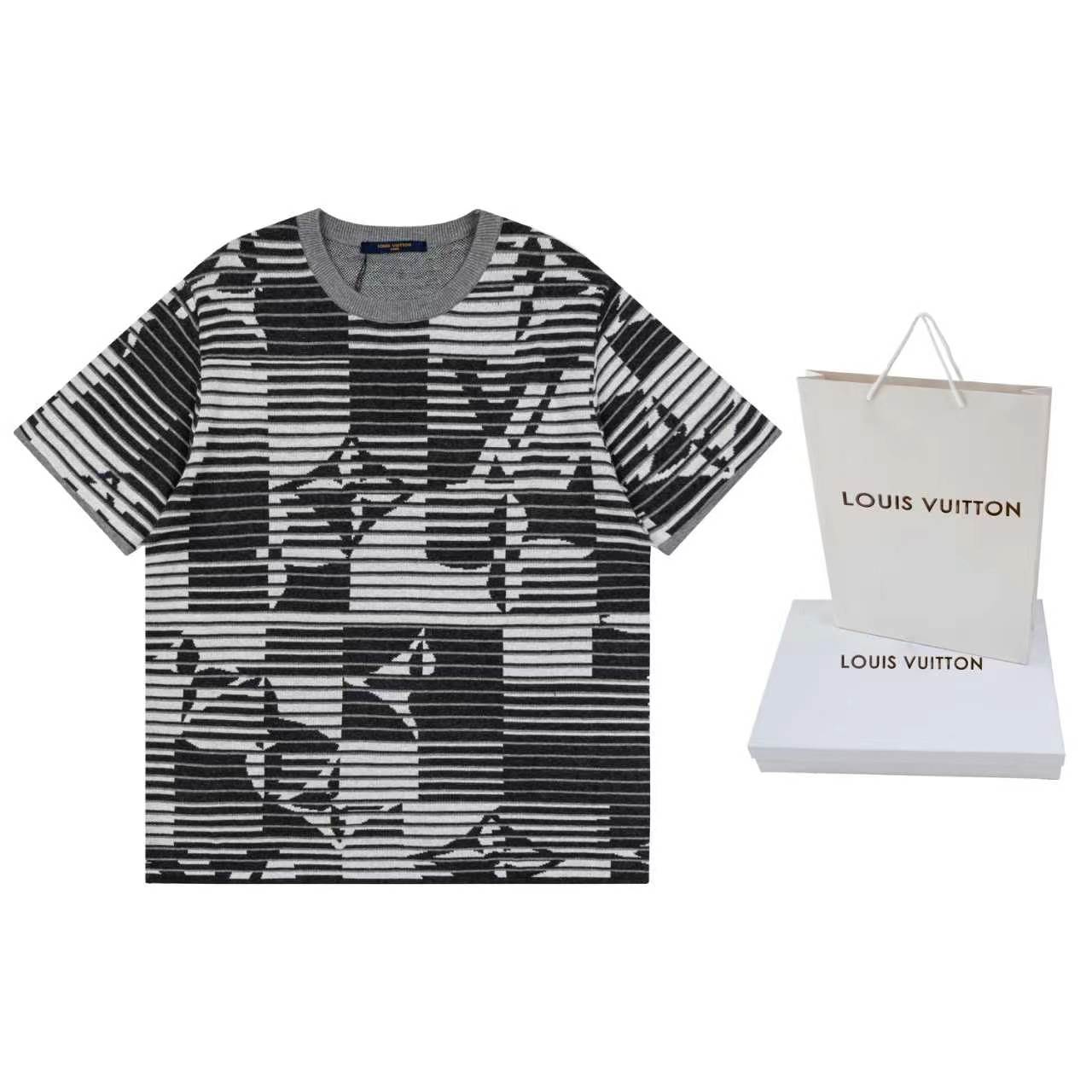 P95 [Versión superior. Calidad de tienda oficial] LOUIS VUITTON*Louis Vuitton LV Camiseta de manga corta de punto con e…