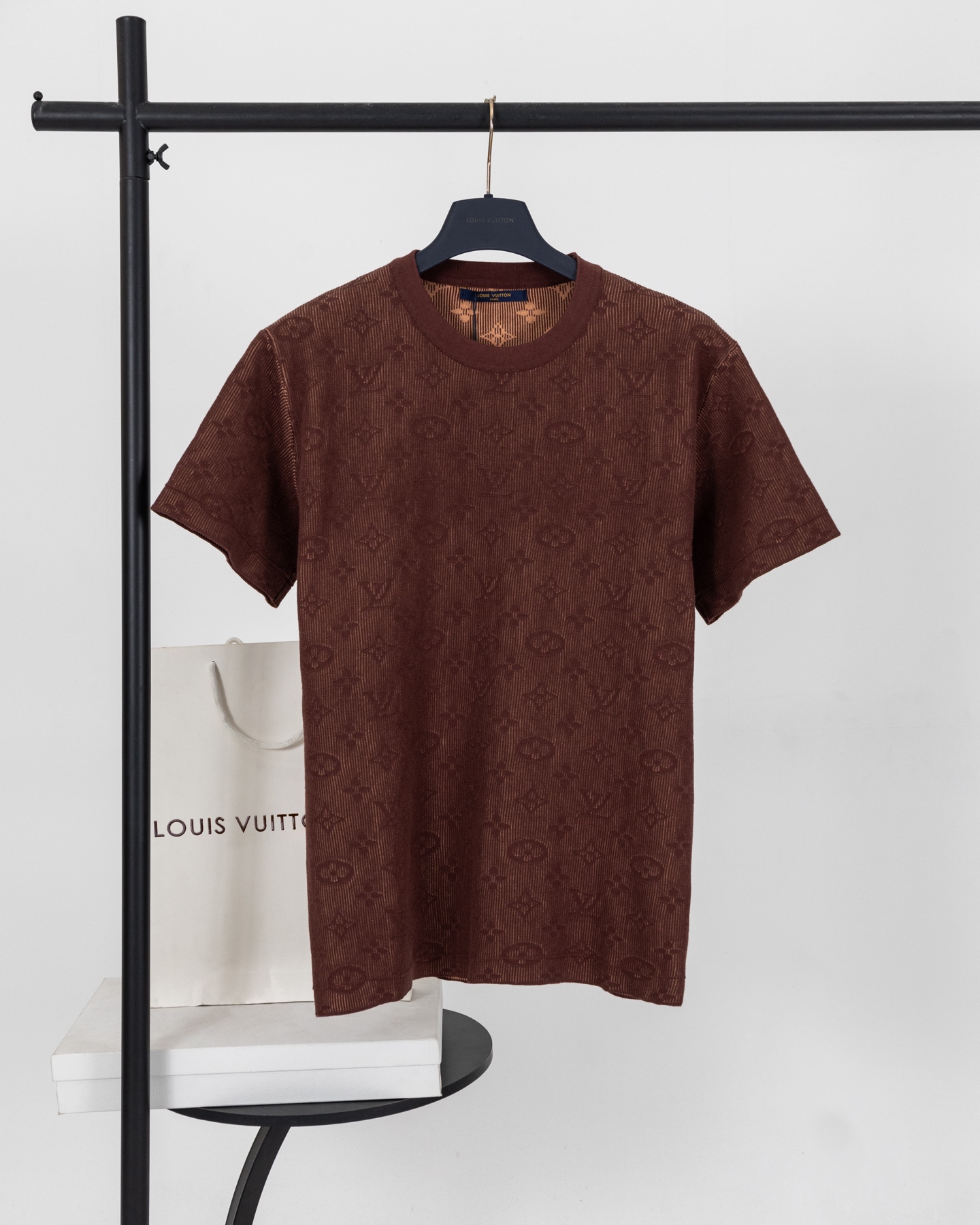 P115 [Versión superior. Calidad de tienda oficial] LOUIS VUITTON*Louis Vuitton LV Camiseta de manga corta de punto con …