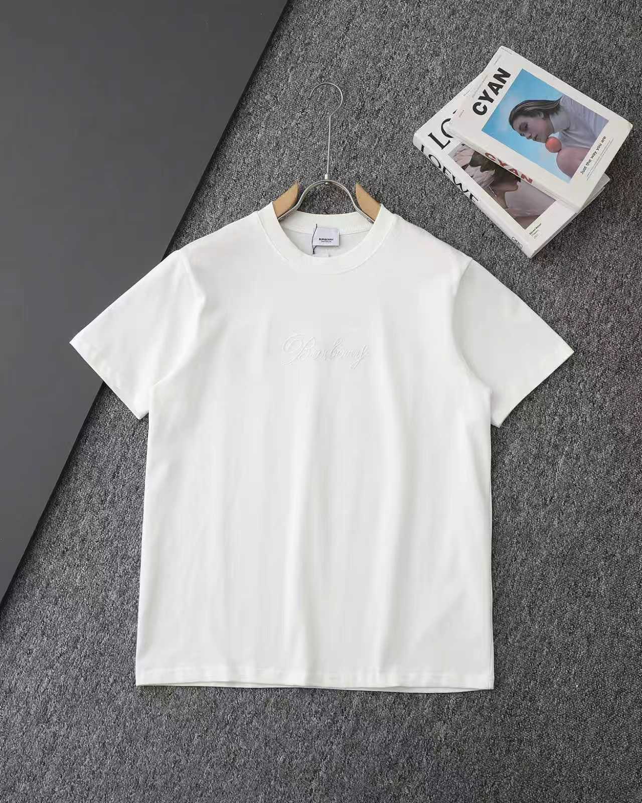 Alternative view of Burberry T-Shirt 00881