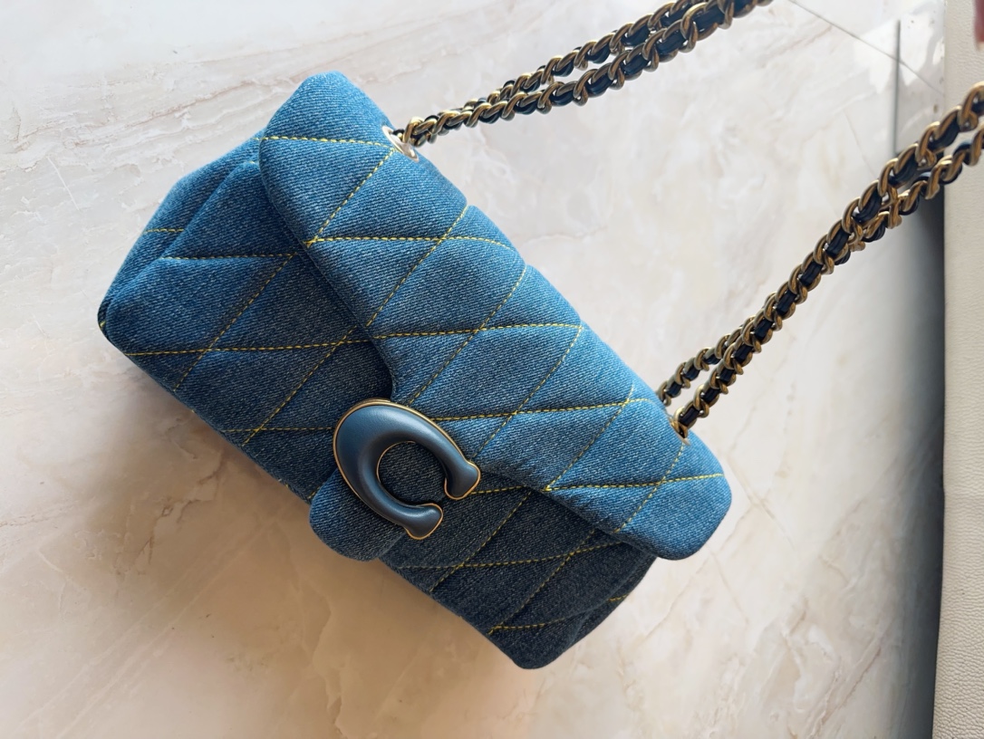 Coach ～Coach 2月新品 CR704