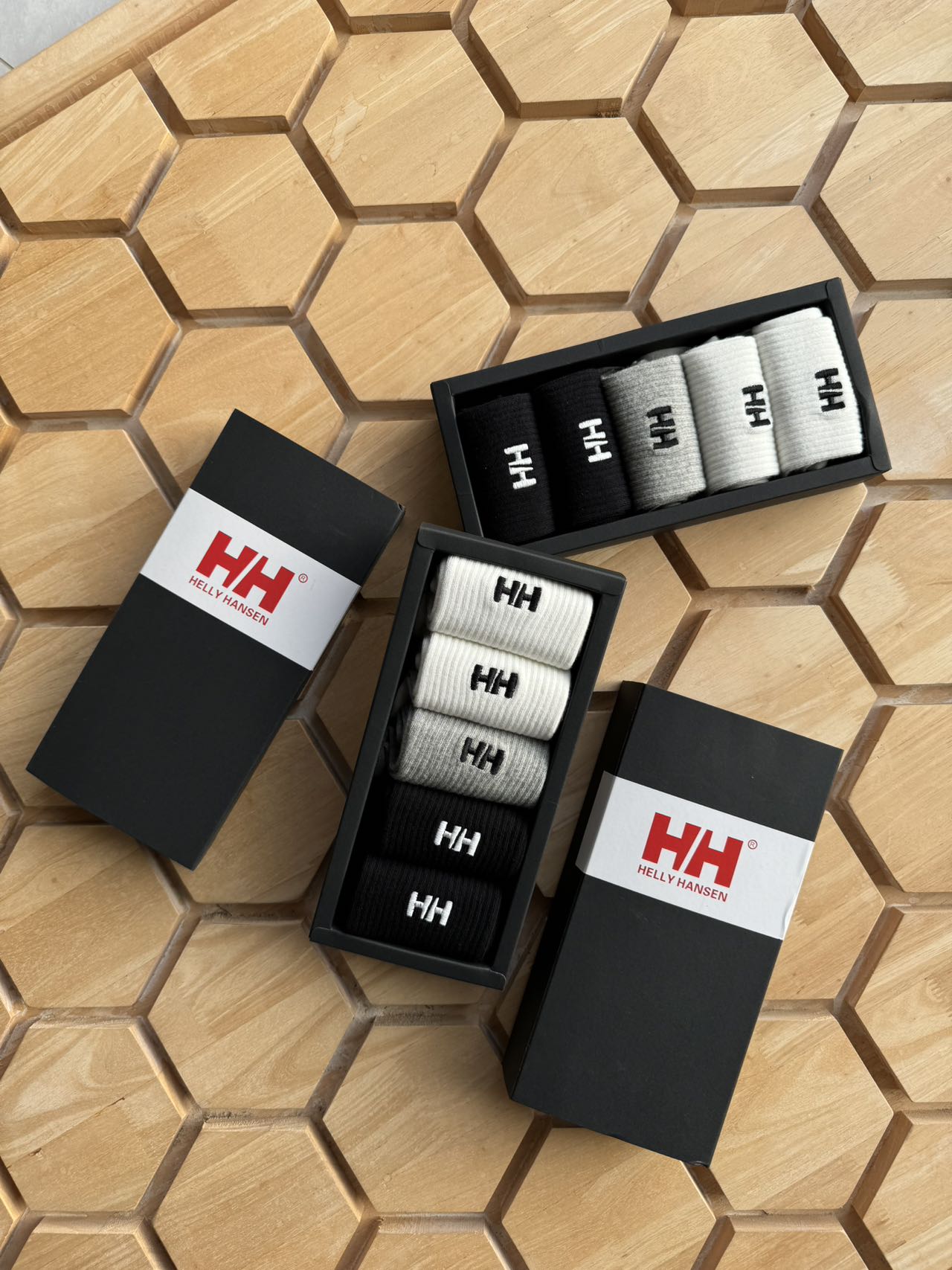 HH Socks, Box of 5, Open Together with Winter WarmthHH men's and women's 3