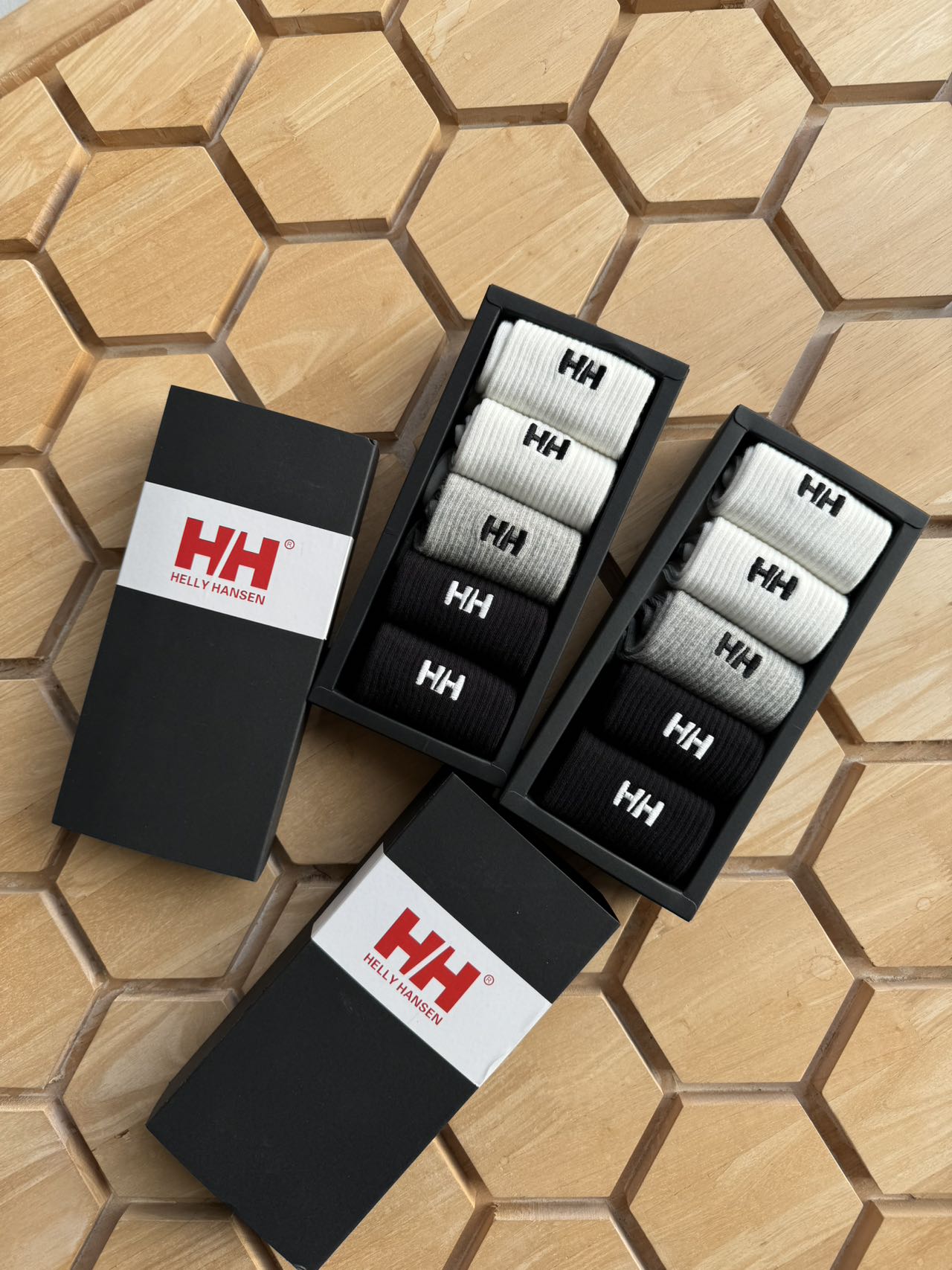 HH Socks, Box of 5, Open Together with Winter WarmthHH men's and women's 2