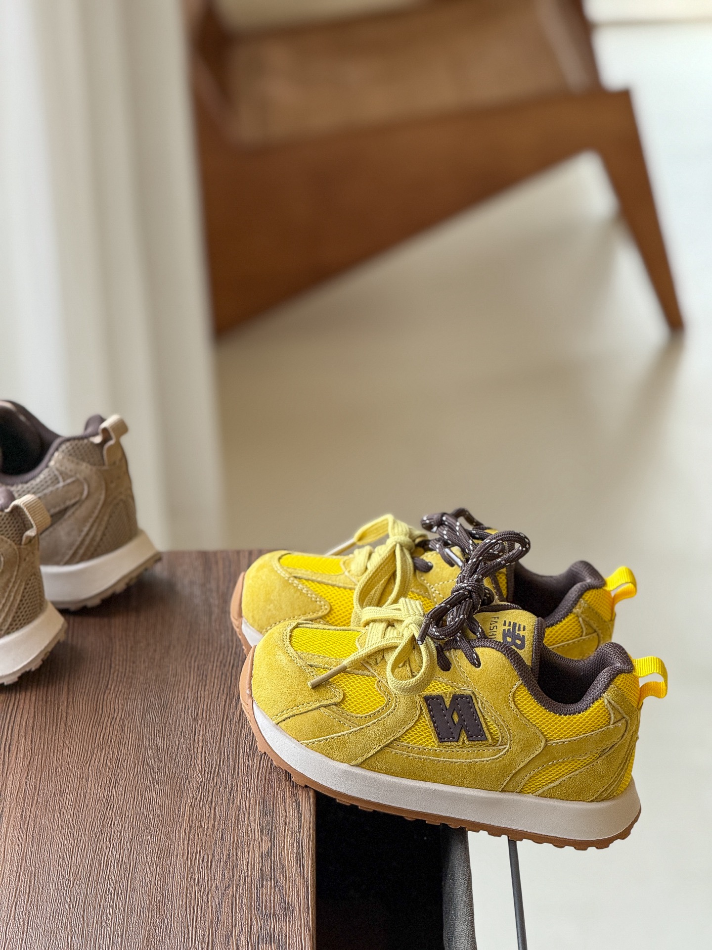 图片[7]-NB 卡皮巴拉联名款童鞋26-37 卡皮巴拉联名网红款内侧魔术贴真皮德训鞋双鞋带阿甘鞋跑鞋🛵-选品中心