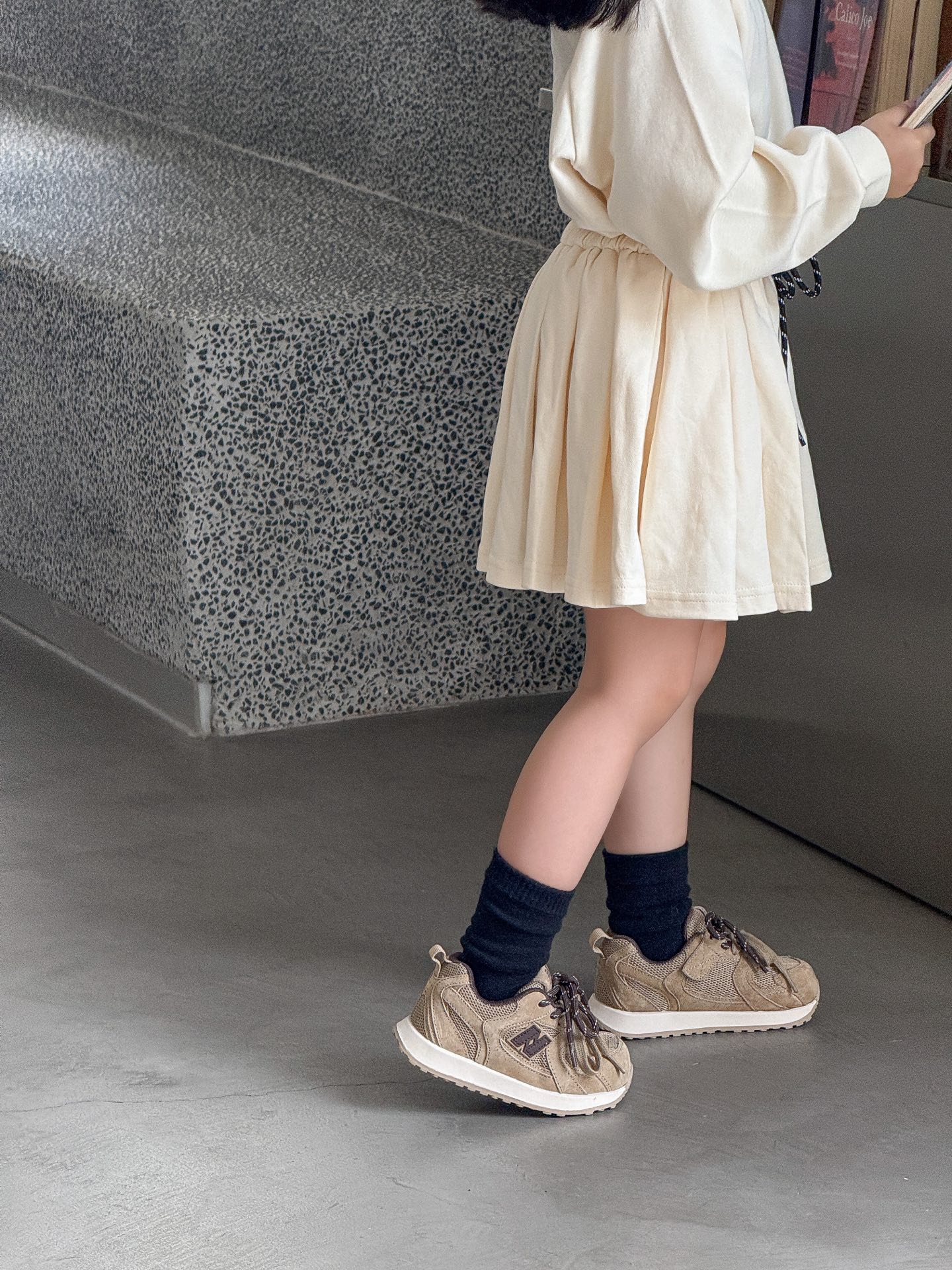 图片[6]-NB 卡皮巴拉联名款童鞋26-37 卡皮巴拉联名网红款内侧魔术贴真皮德训鞋双鞋带阿甘鞋跑鞋🛵-选品中心