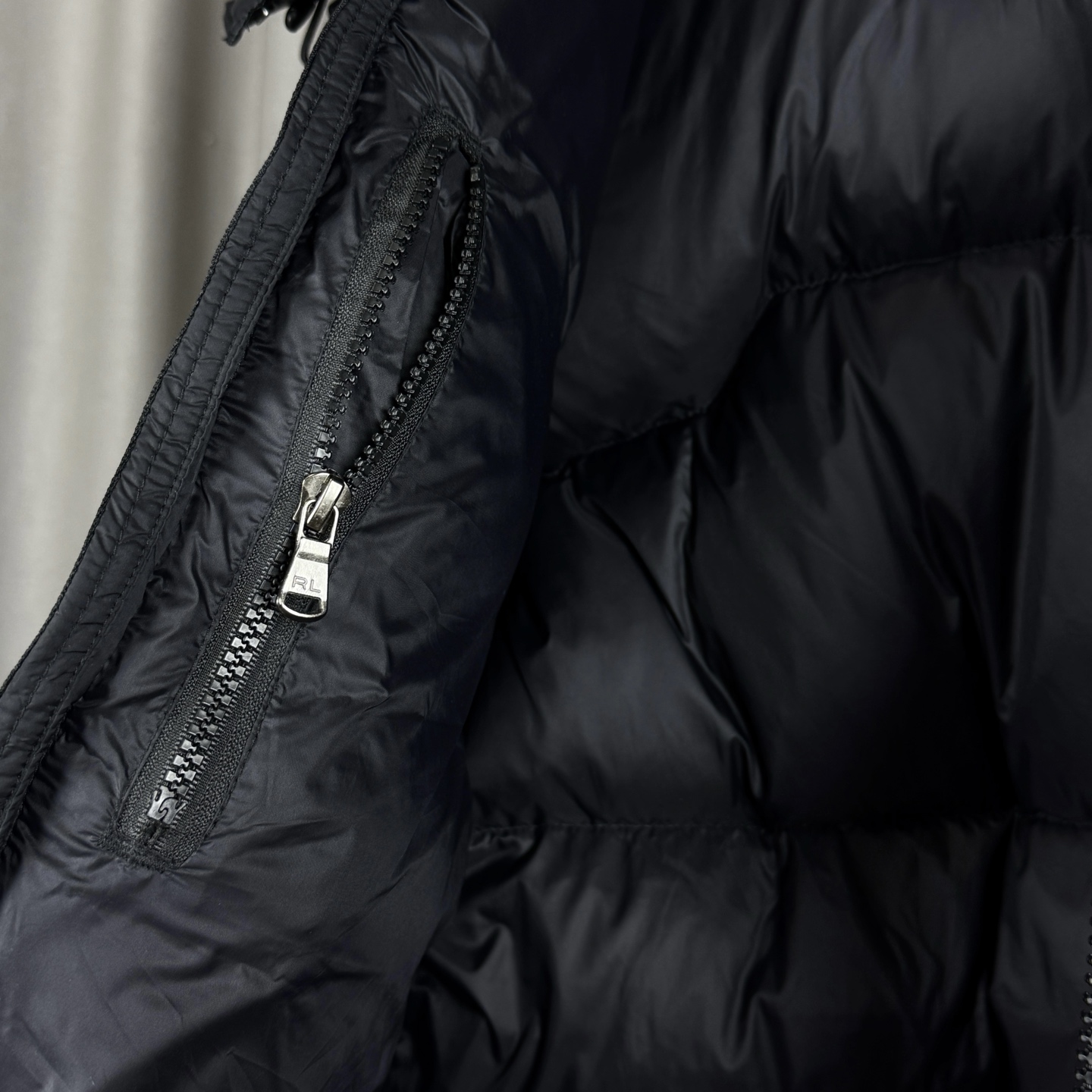 Ralph Lauren Chaqueta Acolchada con Capucha Desmontable para Hombre y Mujer 9 i1757848175239 7241 0 8