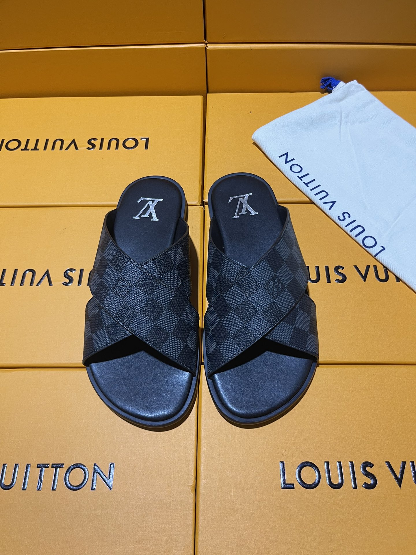 What’s the best place to buy replica
 Louis Vuitton Shoes Slippers Calfskin Cowhide PU