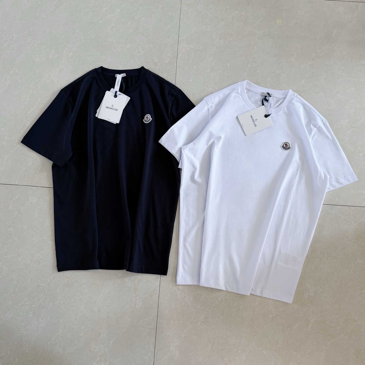 Moncler Basic Logo Short Sleeve T-Shirt, Premium Turkish Cotton, Unisex 2 i1744087453493 9437 0 0