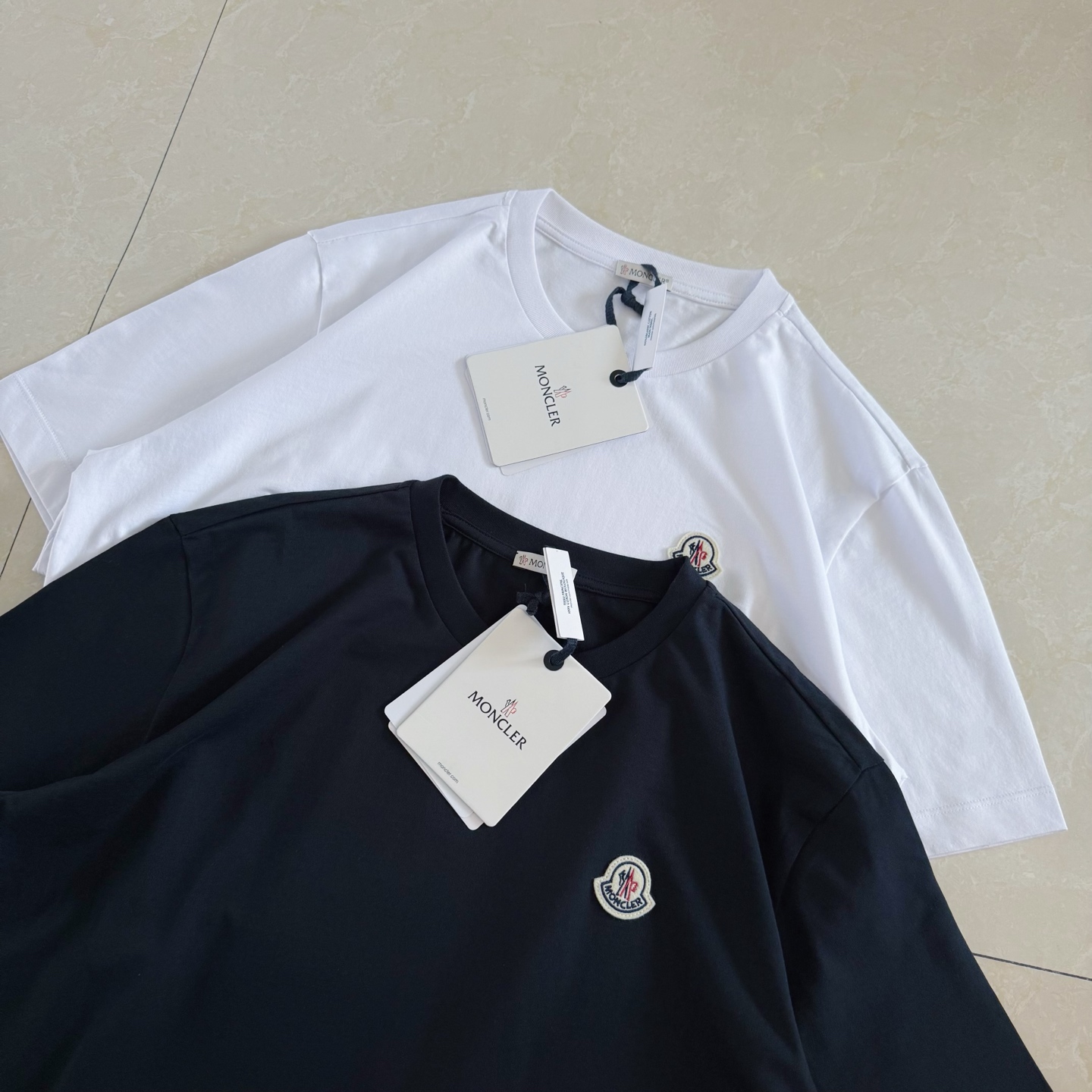 Moncler Basic Logo Short Sleeve T-Shirt, Premium Turkish Cotton, Unisex 4 i1744087456922 8343 0 2