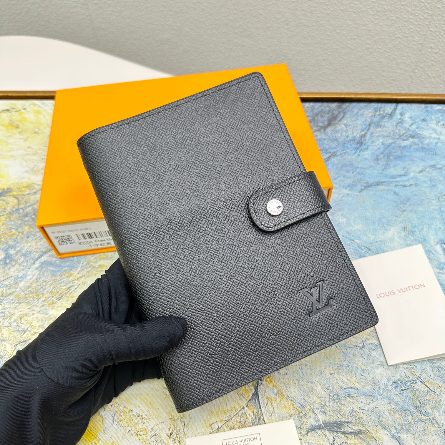 Example of writing on the notebook's paper.