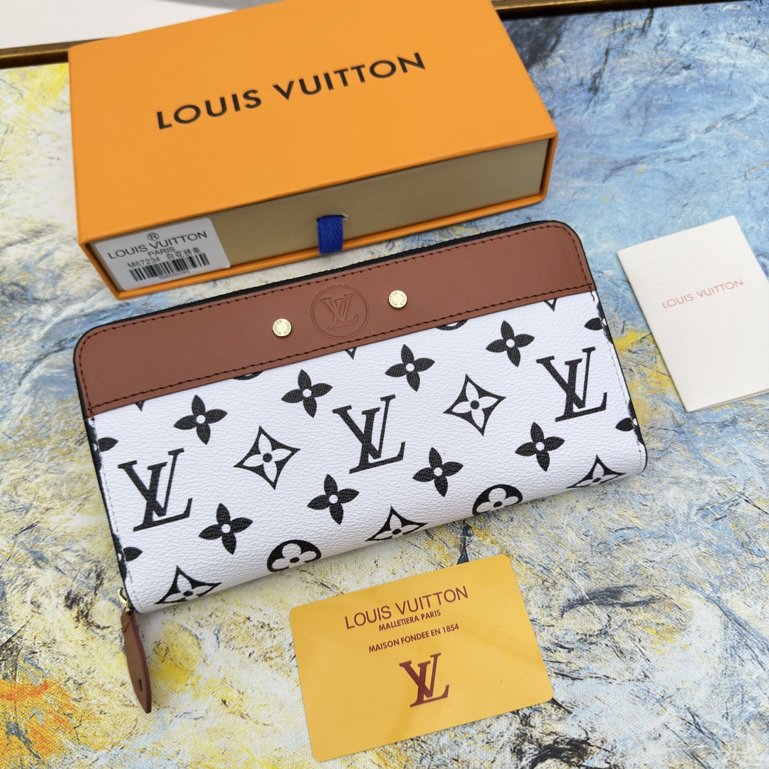 Elegant leather long zipper wallet, front view