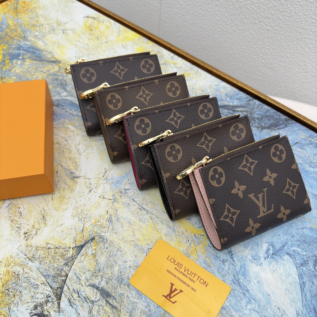 Genuine leather card holder front view