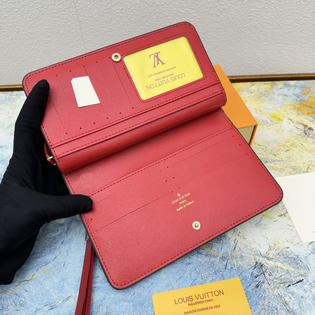 Leather Long Wallet - Leather Texture