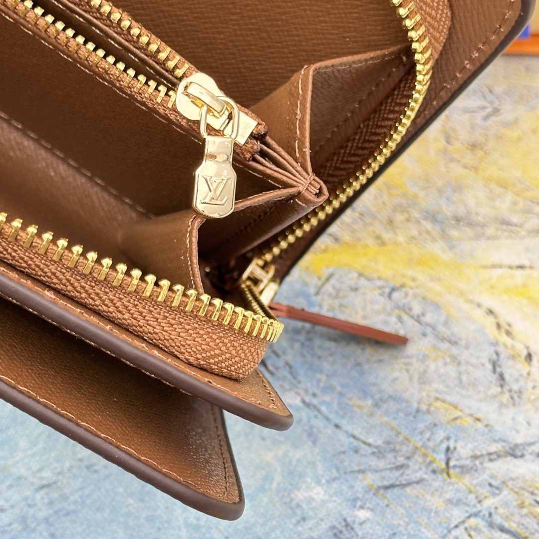 Leather Long Wallet - Hardware