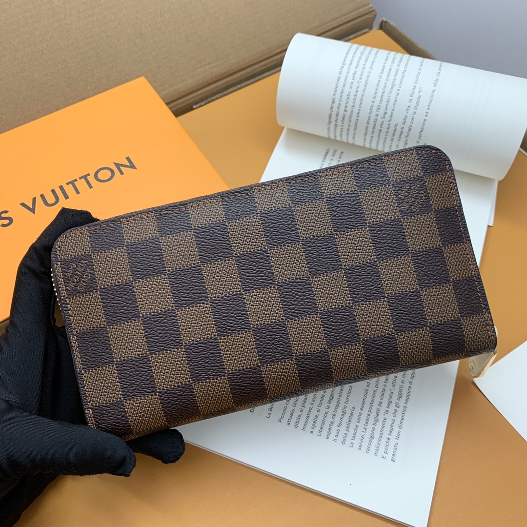 ルイ・ヴィトン Zippyラウンドファスナー財布 旅行スタイル