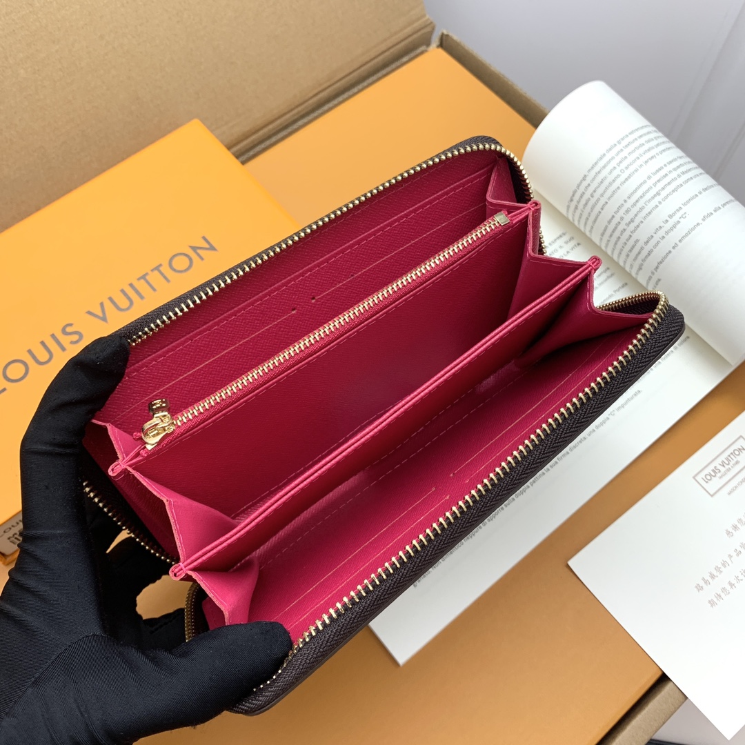 ルイ・ヴィトン Zippyラウンドファスナー財布 旅行スタイル