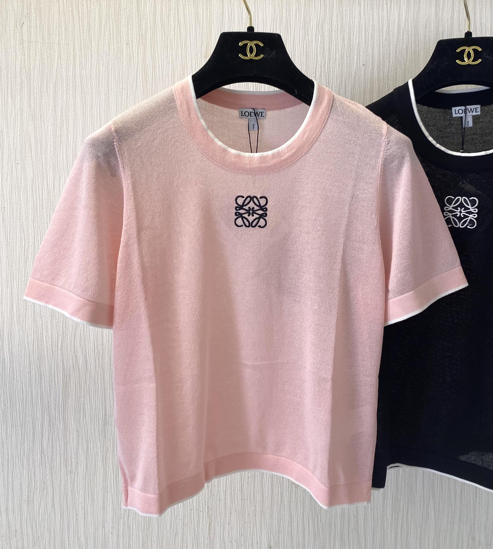 Loewe Top
 Clothing T-Shirt Knitting Spring Collection Short Sleeve