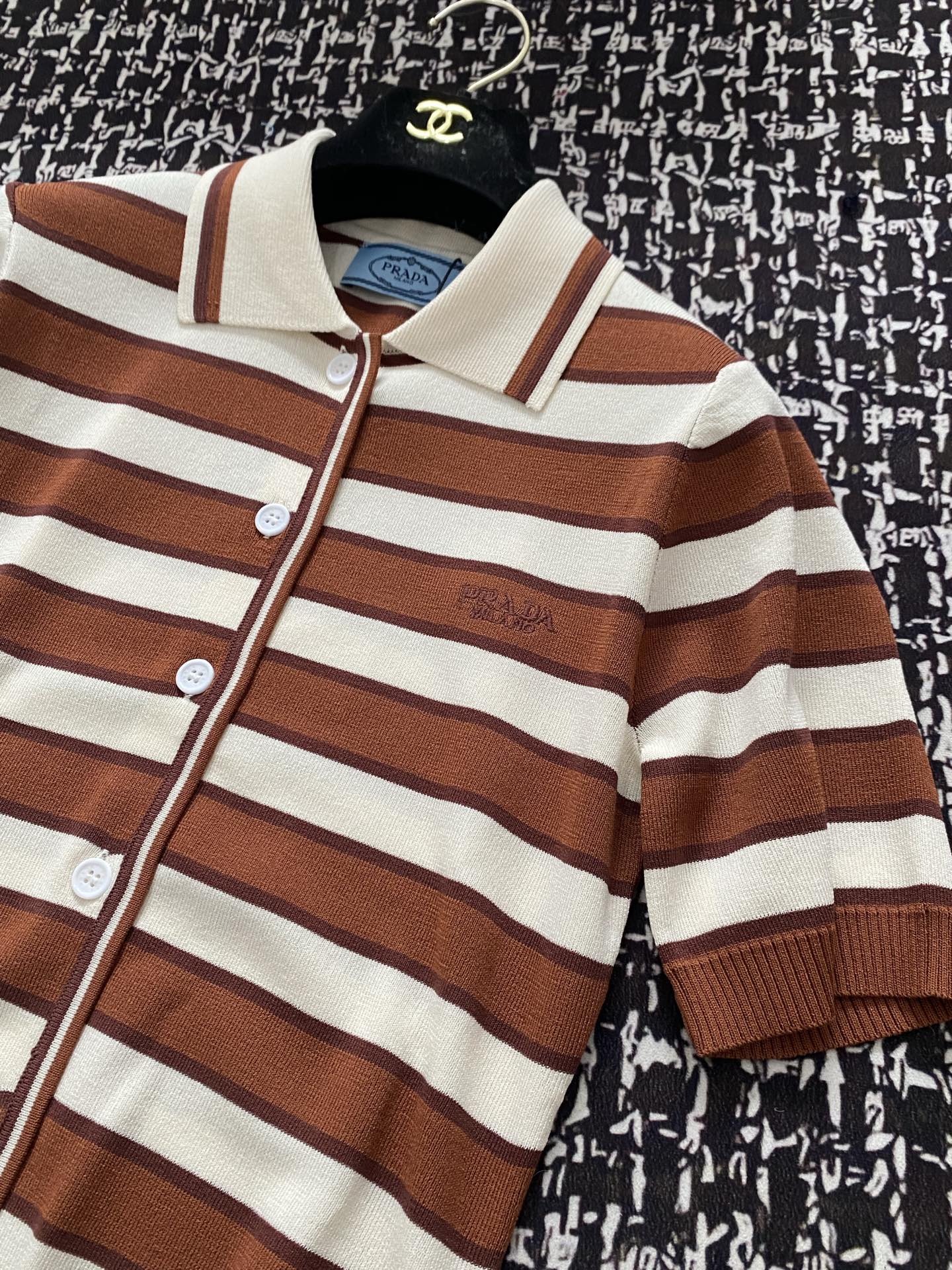 PRADA Striped Knit Cardigan with Embroidered Logo - Slim Fit, Chic Design 2 i1746617426970 9442 0 1