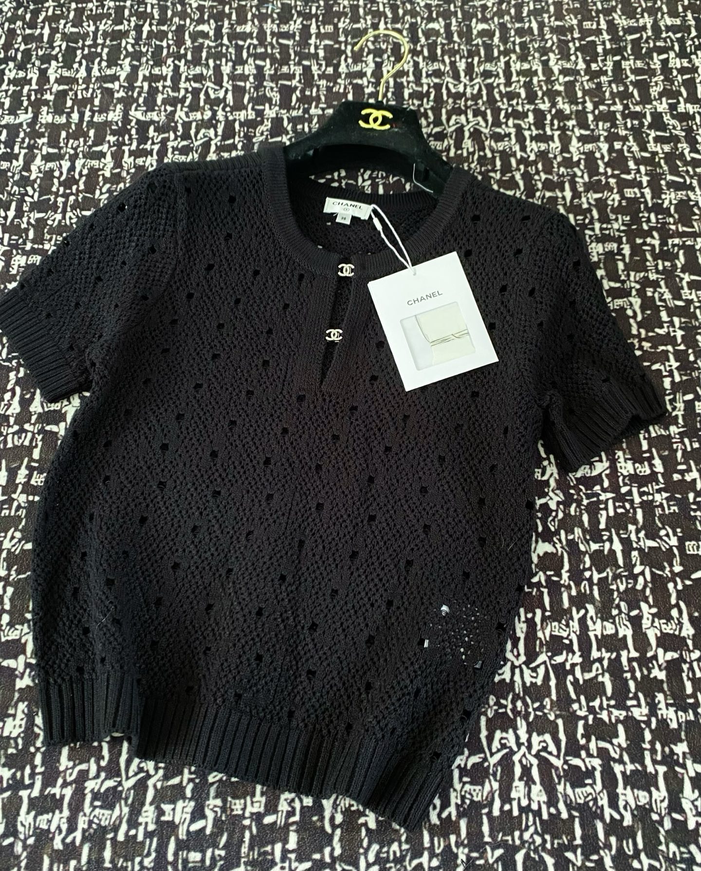 NO:333192,New style hollow fabric breathable logo design embellishment!  !  High-end atmosphere on the upper body. Number of codes//,alexander wang19860909新款 镂空面料透气 logo设计修饰点缀！！上身高级氛围感 码数//,,alexander wang,Women's clothing