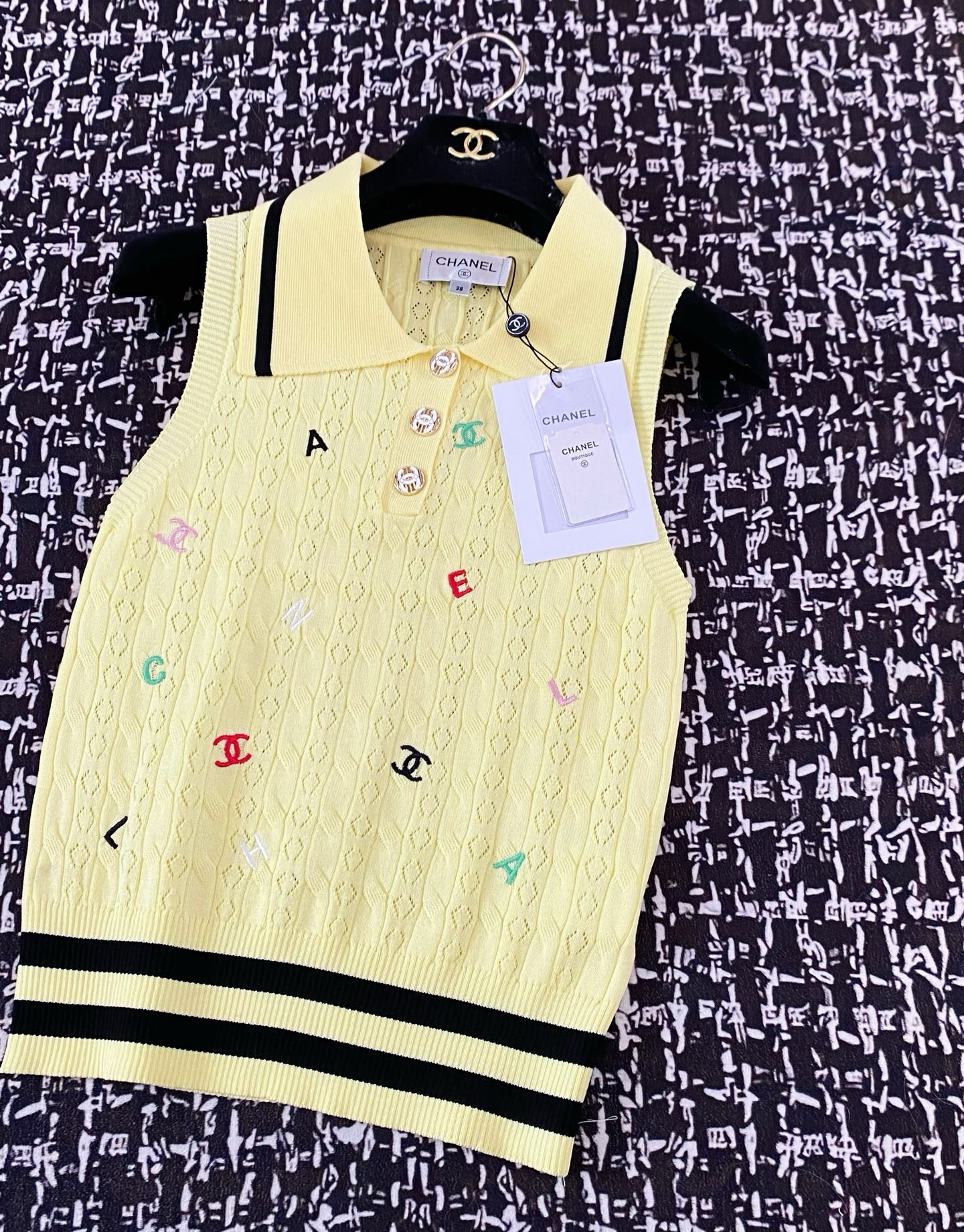 NO:333189,New style, breathable fabric, embroidered logo design and embellishment!  !  High-end atmosphere on the upper body. Number of codes//,alexander wang19860909新款 面料透气 刺绣logo设计修饰点缀！！上身高级氛围感 码数//,,alexander wang,Women's clothing