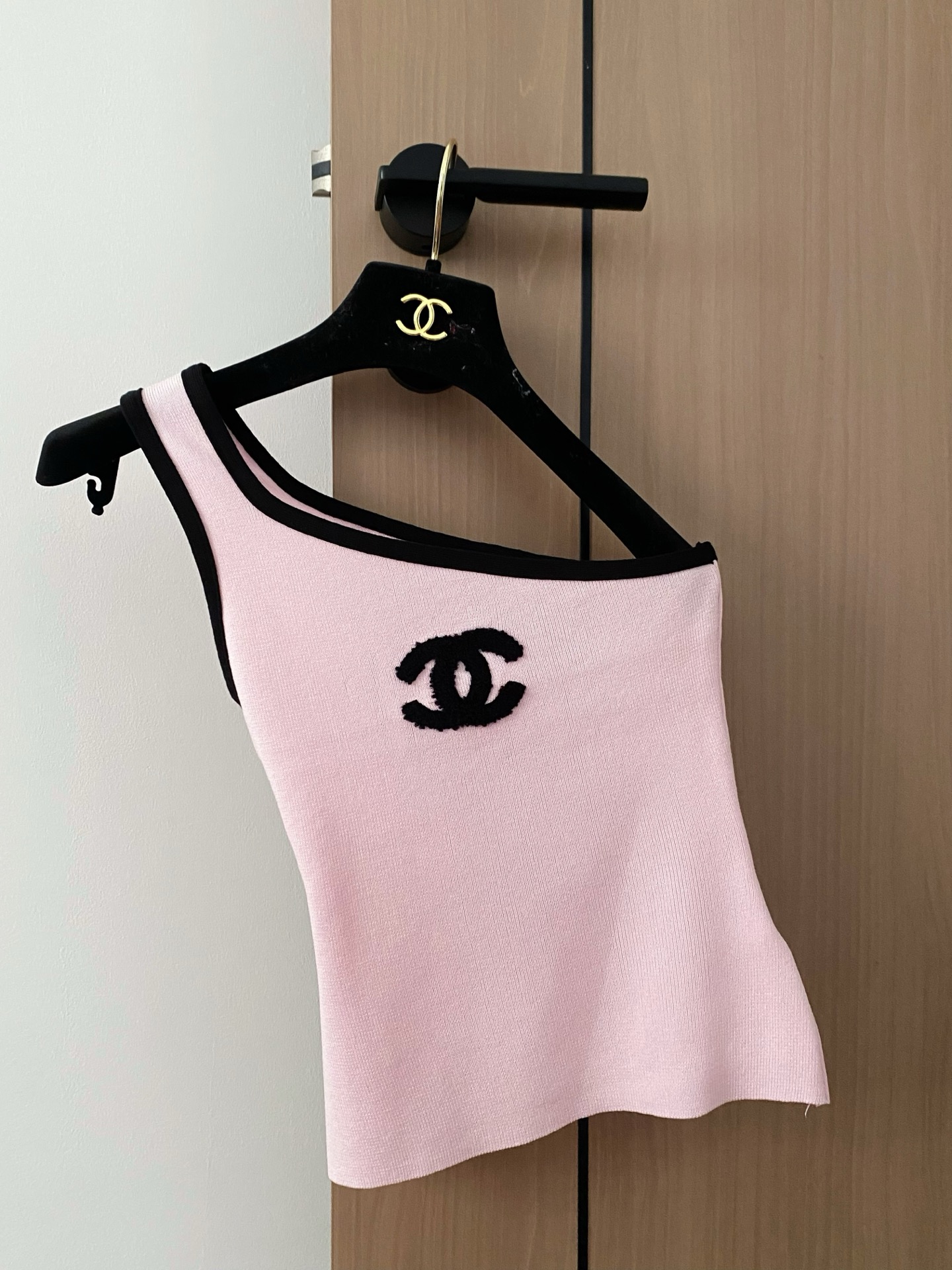 NO:424299,New fabric breathable logo pattern design embellishment!  !  High-end atmosphere of upper body color code number //, alexander wang19860909新款 面料透气 logo图案设计修饰点缀！！上身高级氛围感 色 码数//,,alexander wang,Women's clothing