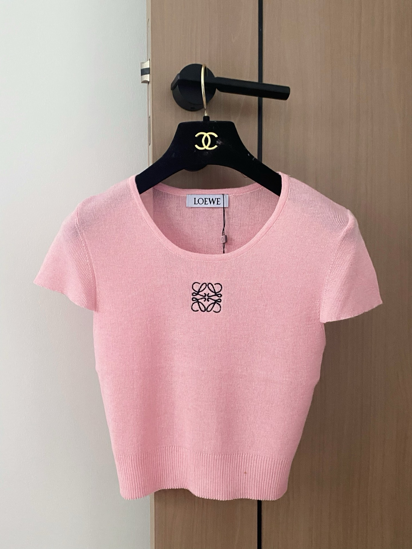 NO:419169,Two-color short-sleeved embroidery pattern logo modification and matching! Super slim upper body color code number //, T-shirt,alexander wang19860909二色短袖 刺绣图案logo修饰搭配！上身超級顯瘦 色 码数//,,T-shirt,alexander wang,Women's clothing
