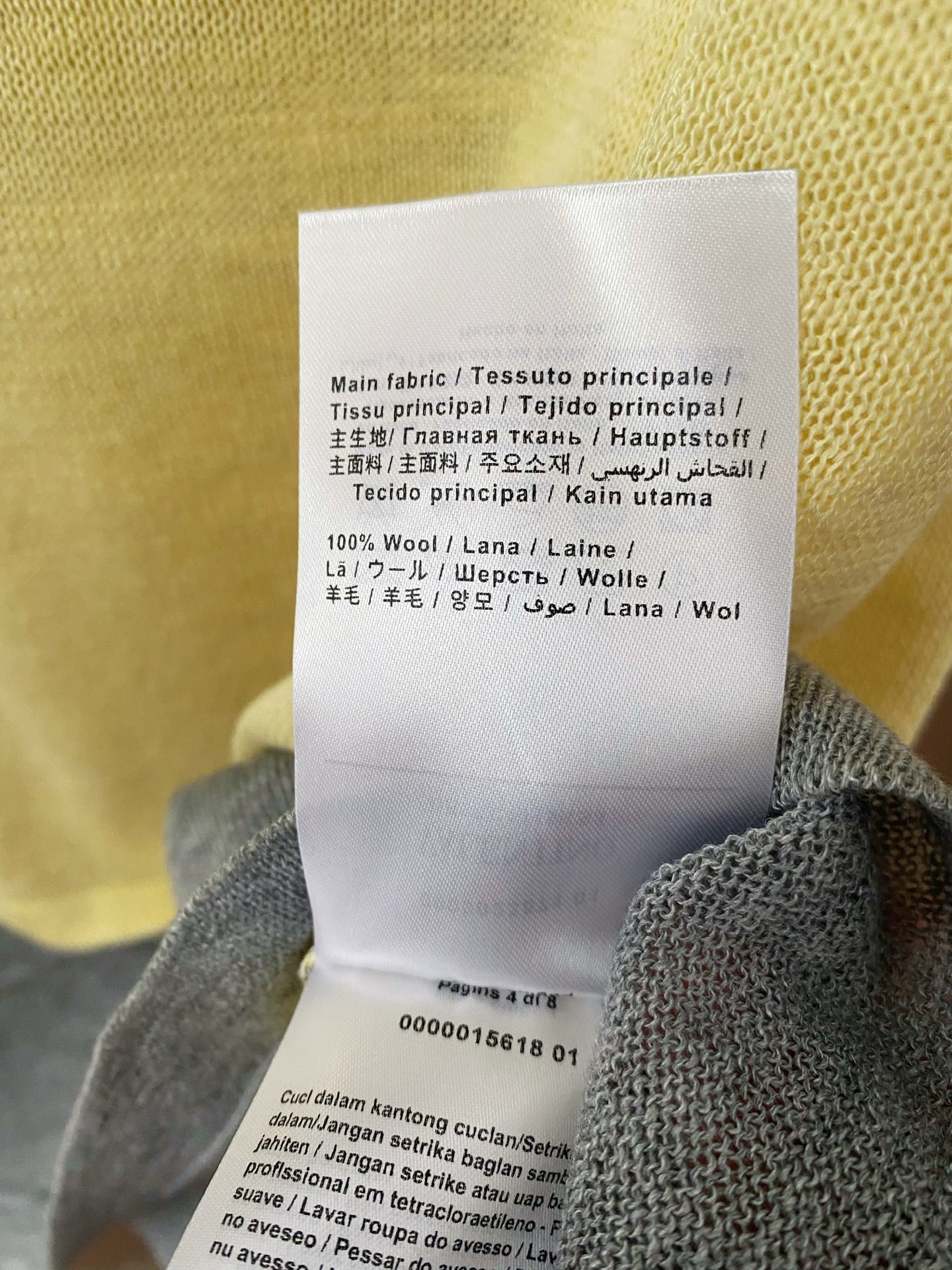 🛒—新款发售— 𝐕𝐀𝐋𝐄𝐍𝐓𝐈𝐍𝐎 𝟐𝟓年新款三色短袖 图案logo修饰点缀 上身時尚鬆弛感🈵️🈵️ 𝟑