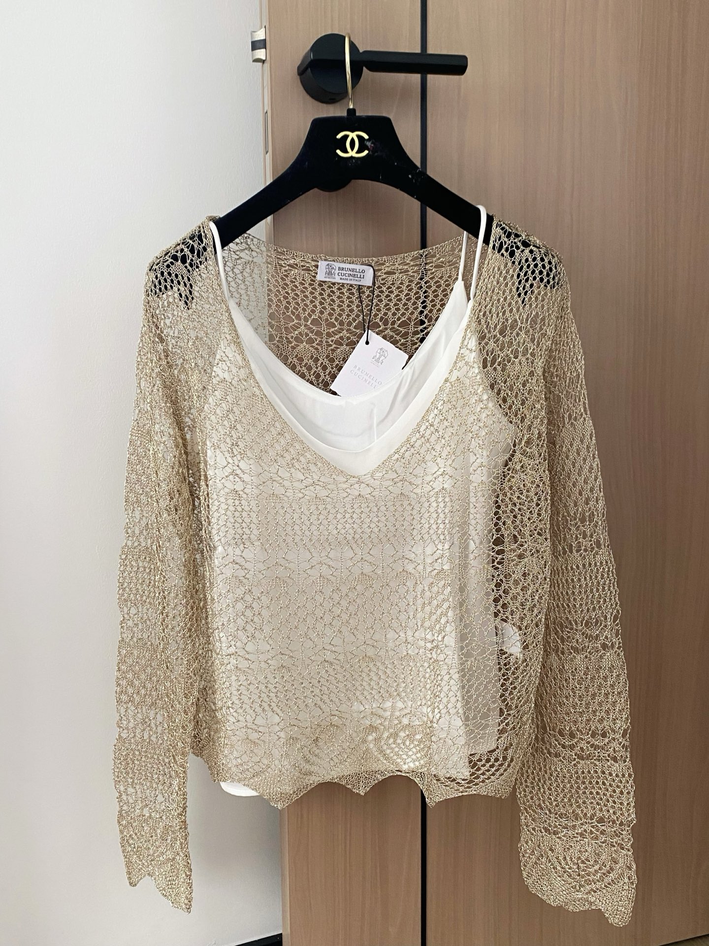 🛒—新款发售— 𝐁𝐂 𝟐𝟓新款 三色背心 面料透气 两件套设计显瘦高级 上身高级氛围感🈵️🈵️ 𝟏色𝟑碼